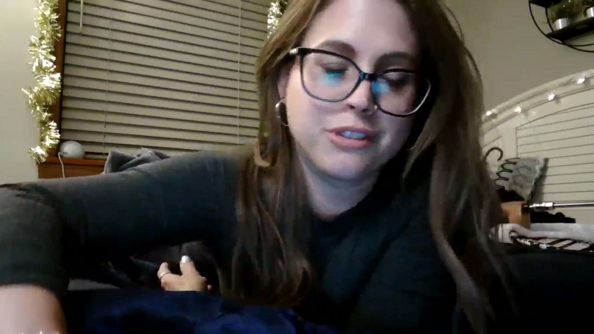 Gallery image thumbnail from WhisperGirl21's myfreecams stream on, 11/29/2024, 06:40 image 13 of 20
