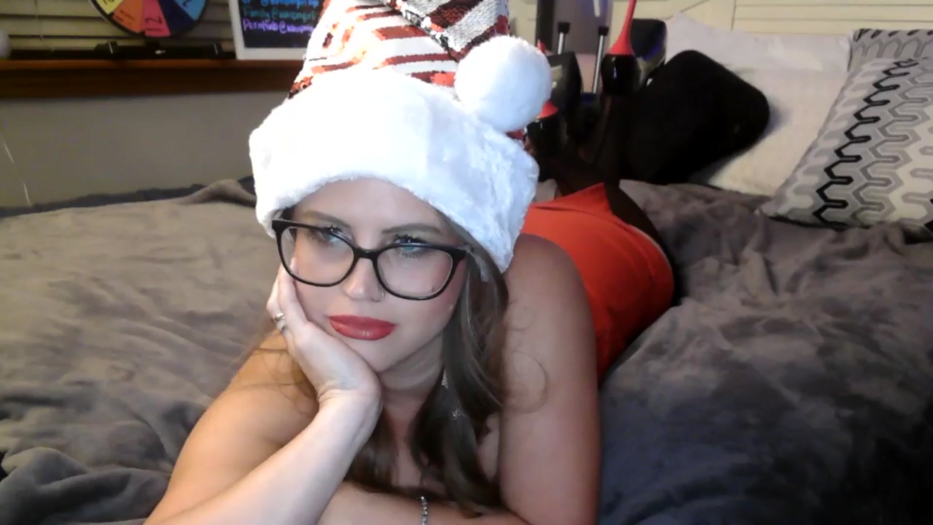Gallery image thumbnail from WhisperGirl21's myfreecams stream on, 11/30/2024, 04:29 image 10 of 20