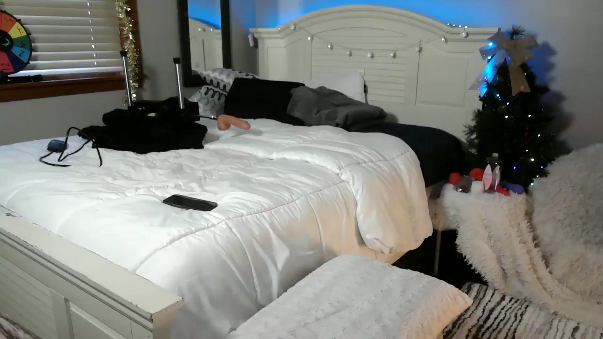 Gallery image thumbnail from WhisperGirl21's myfreecams stream on, 12/03/2024, 17:51 image 3 of 20