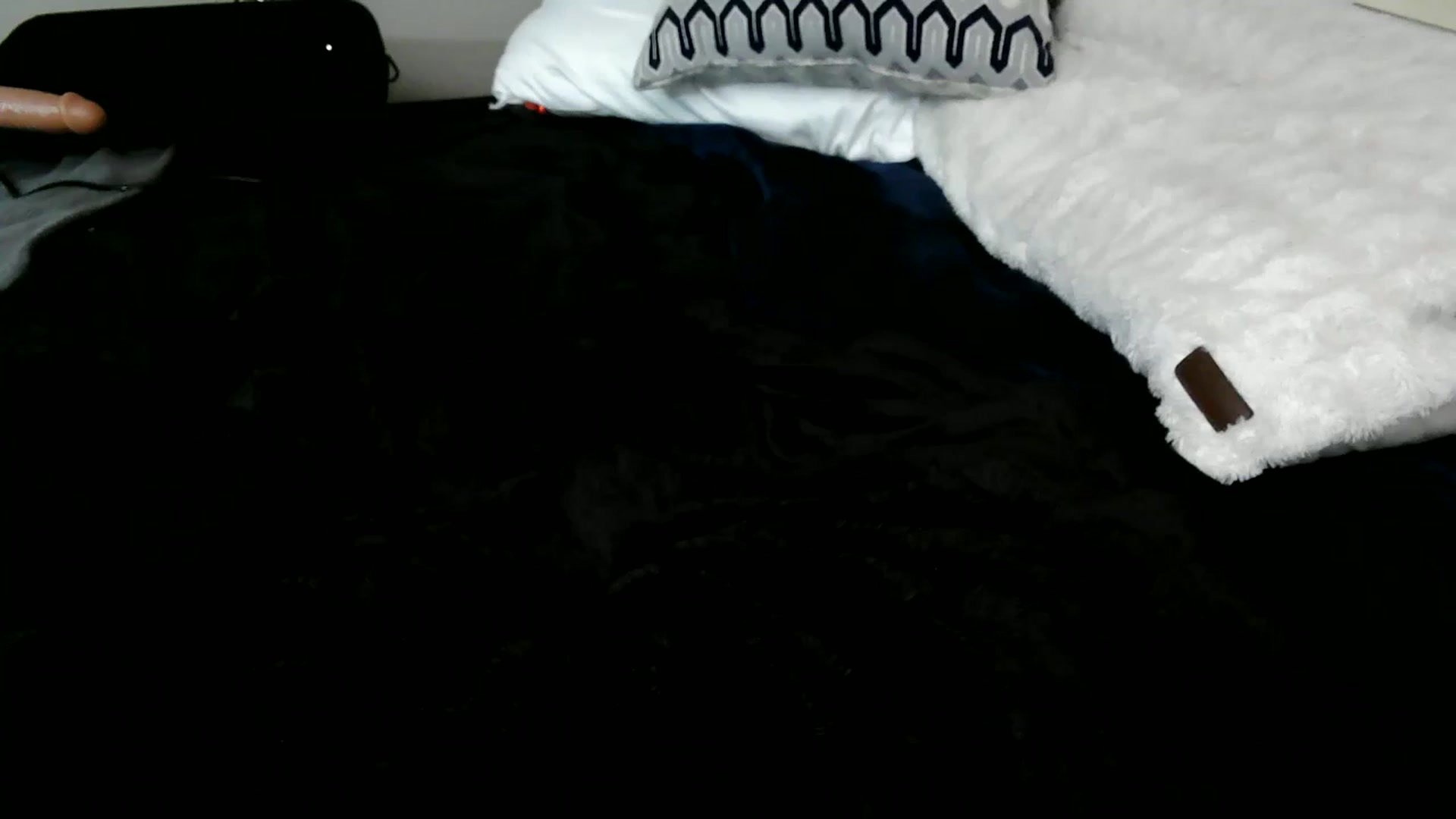 Gallery image thumbnail from WhisperGirl21's myfreecams stream on, 12/20/2024, 04:35 image 6 of 20