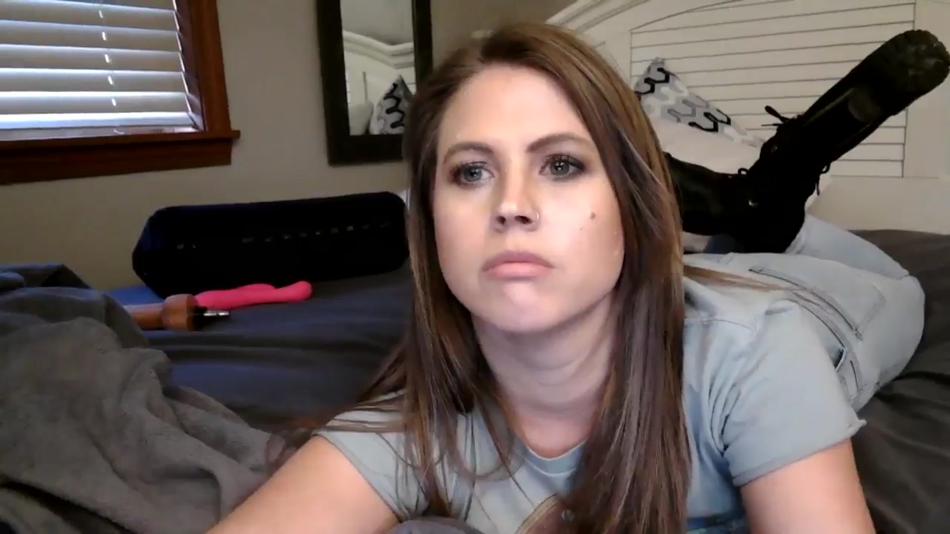 Gallery image thumbnail from WhisperGirl21's myfreecams stream on, 01/03/2025, 21:18 image 13 of 20