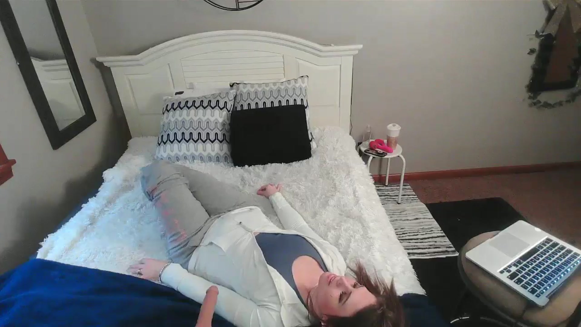 Gallery image thumbnail from WhisperGirl21's myfreecams stream on, 01/09/2025, 18:24 image 7 of 20