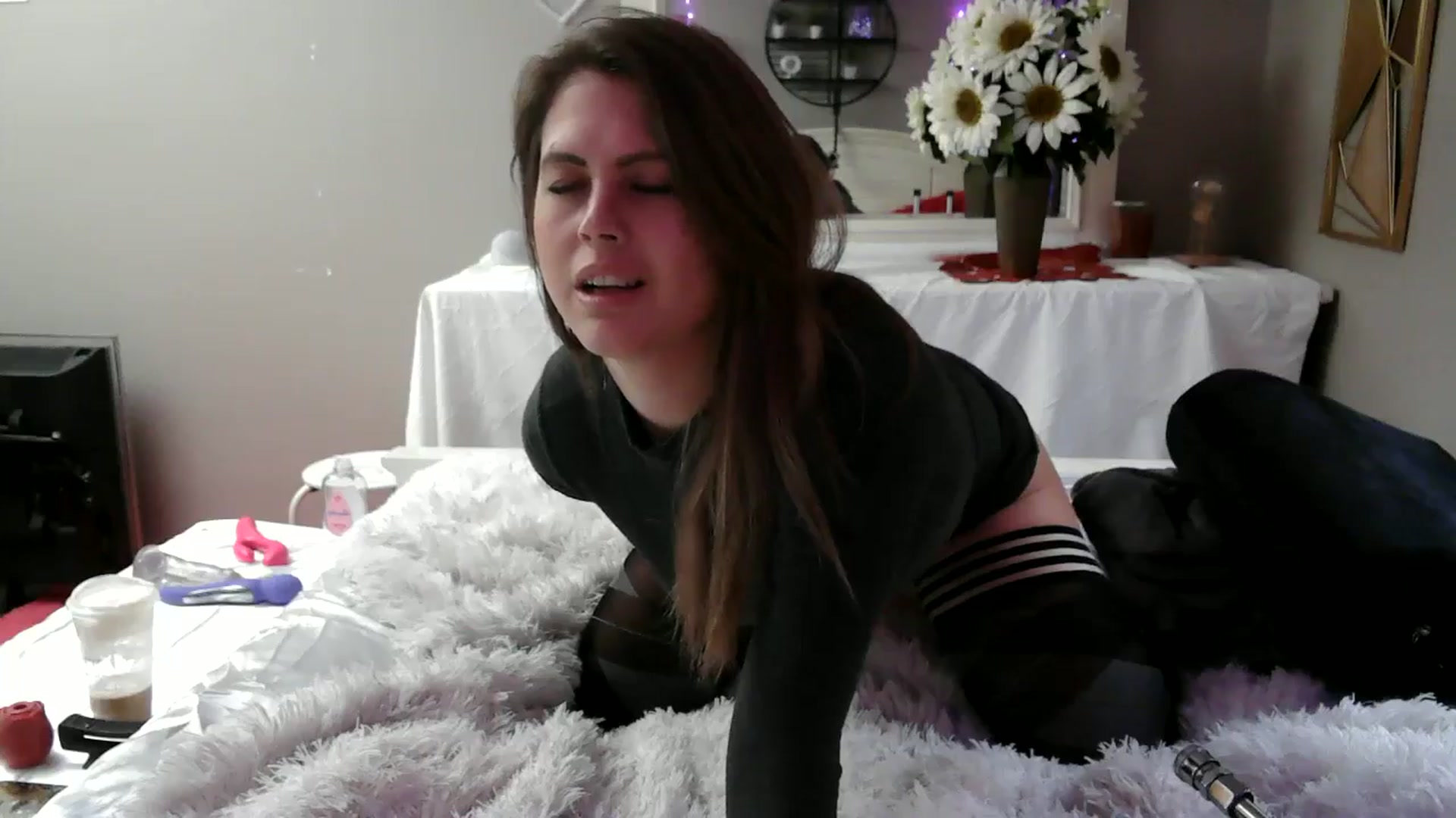 Gallery image thumbnail from WhisperGirl21's myfreecams stream on, 01/17/2025, 19:49 image 6 of 20