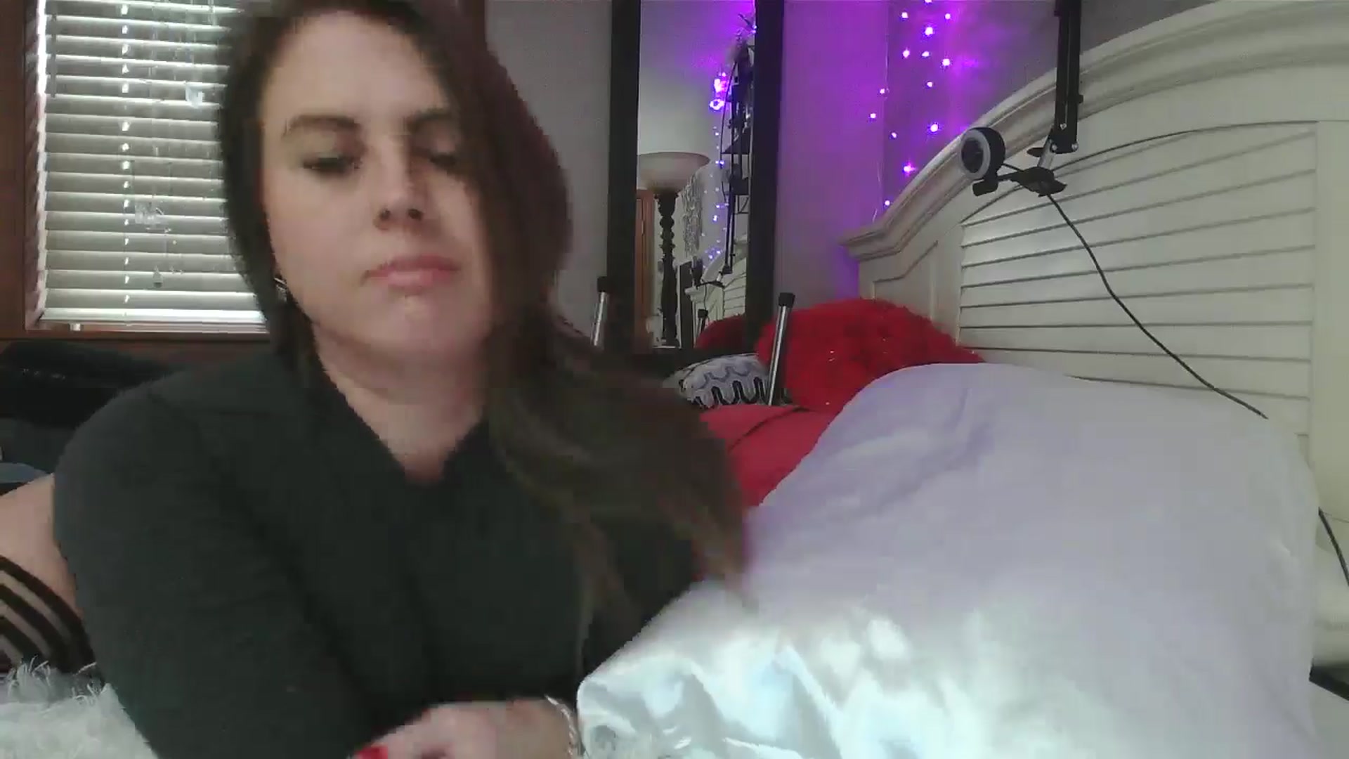 Gallery image thumbnail from WhisperGirl21's myfreecams stream on, 01/17/2025, 19:49 image 12 of 20
