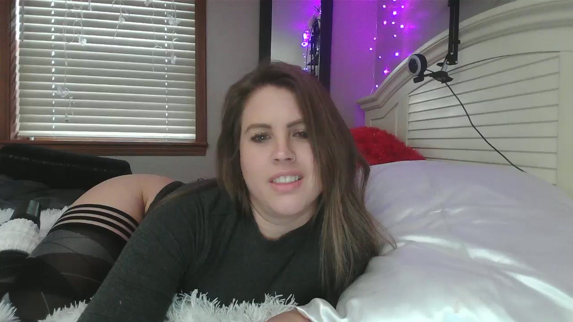 Gallery image thumbnail from WhisperGirl21's myfreecams stream on, 01/17/2025, 19:49 image 16 of 20