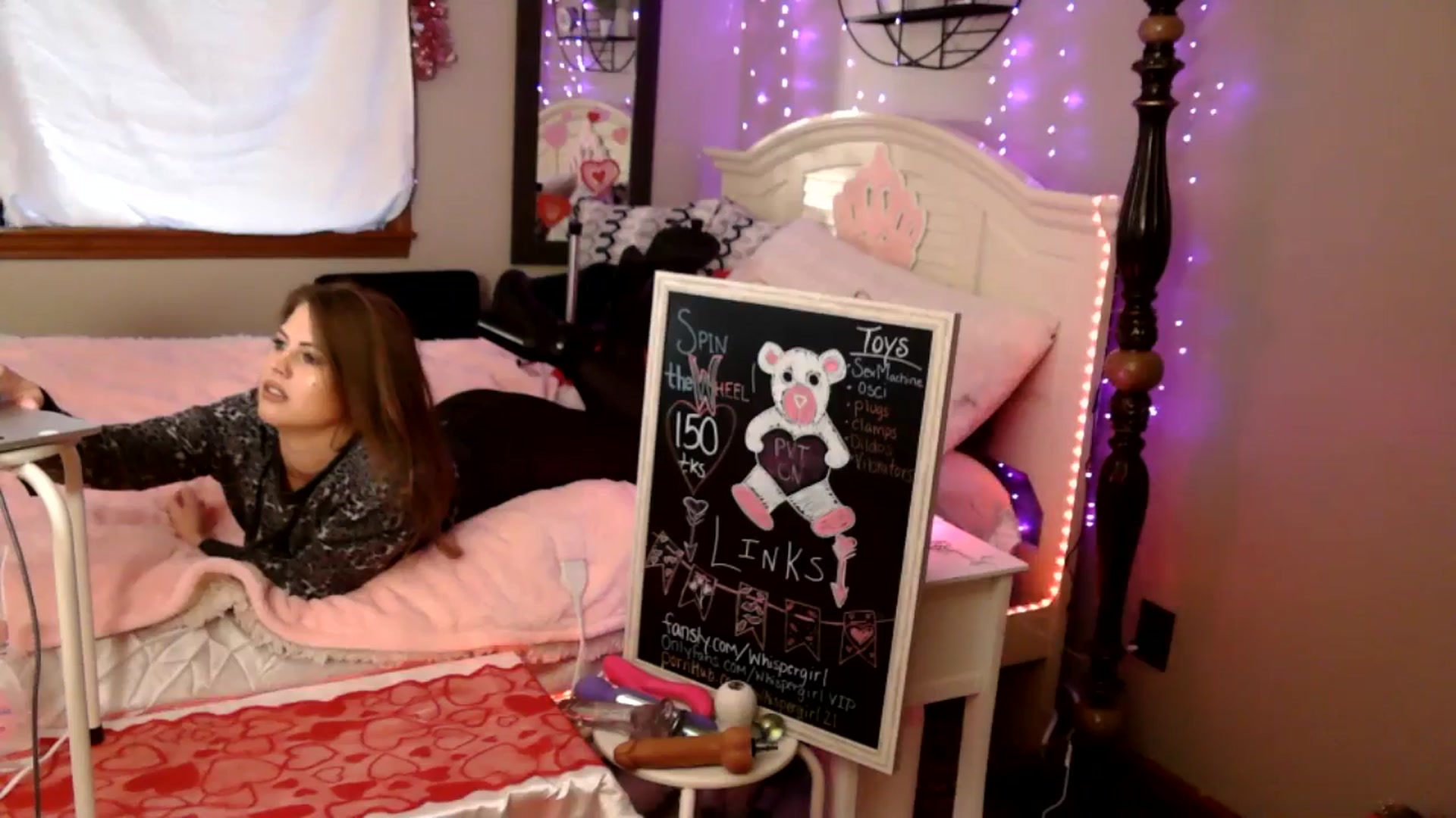 Gallery image thumbnail from WhisperGirl21's myfreecams stream on, 01/27/2025, 16:18 image 7 of 20
