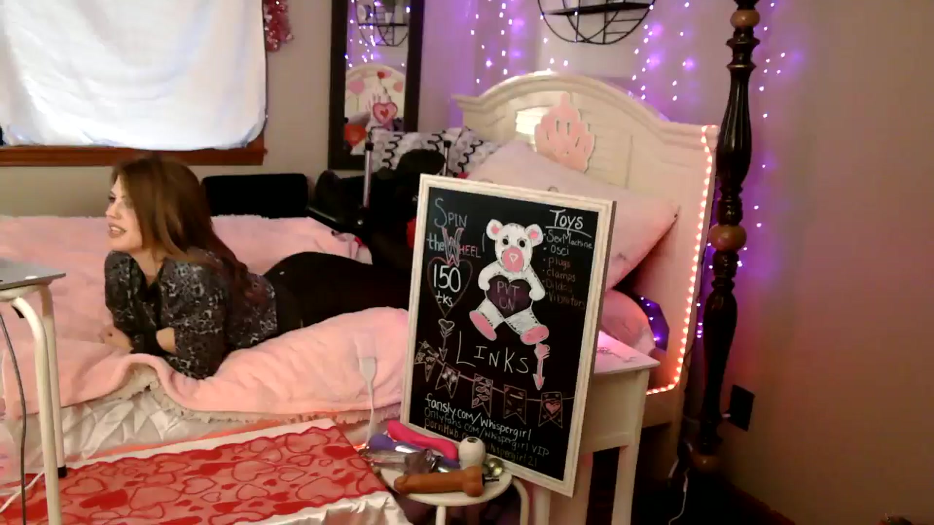 Gallery image thumbnail from WhisperGirl21's myfreecams stream on, 01/27/2025, 16:18 image 10 of 20