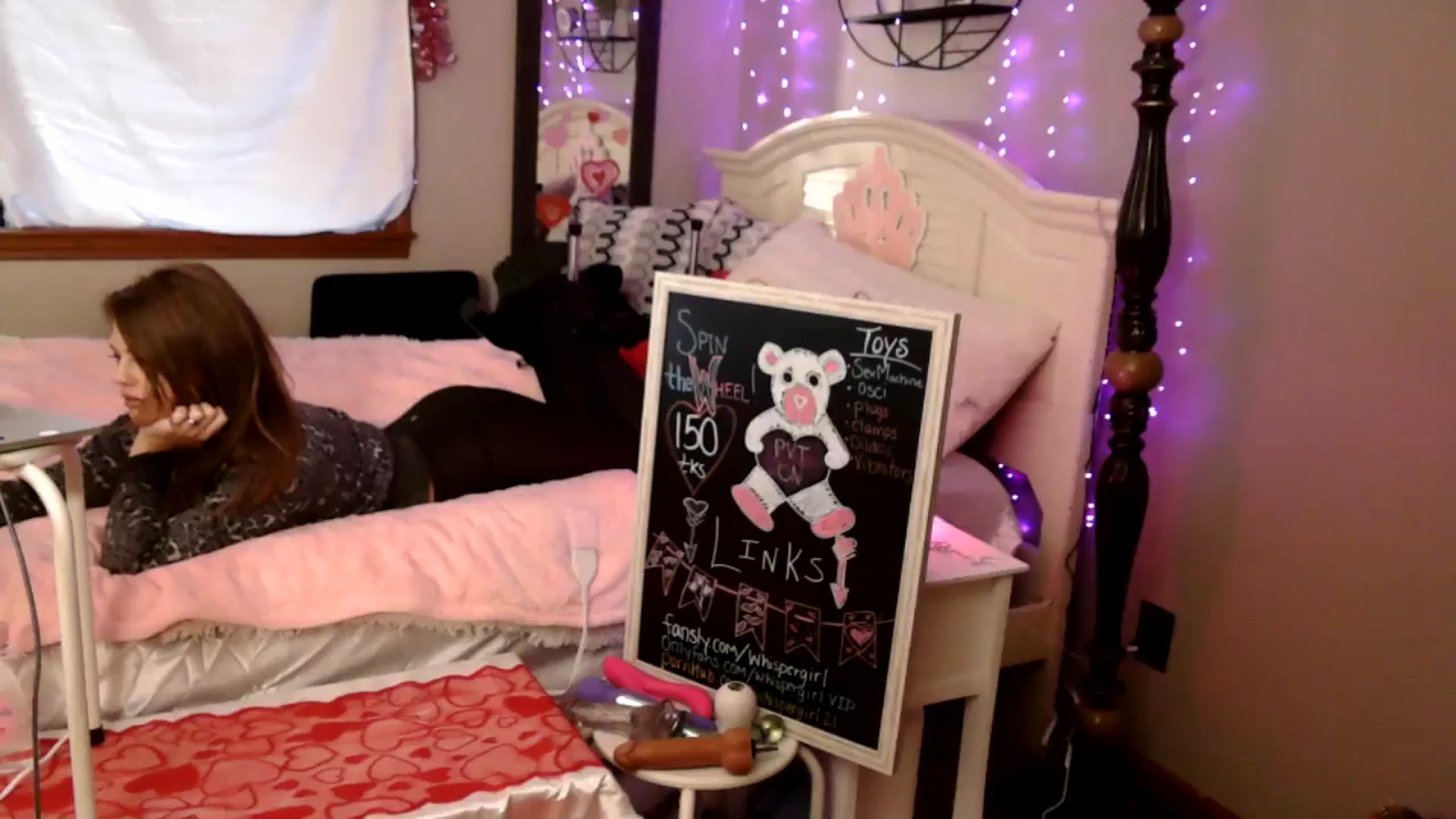 Gallery image thumbnail from WhisperGirl21's myfreecams stream on, 01/27/2025, 16:18 image 1 of 20