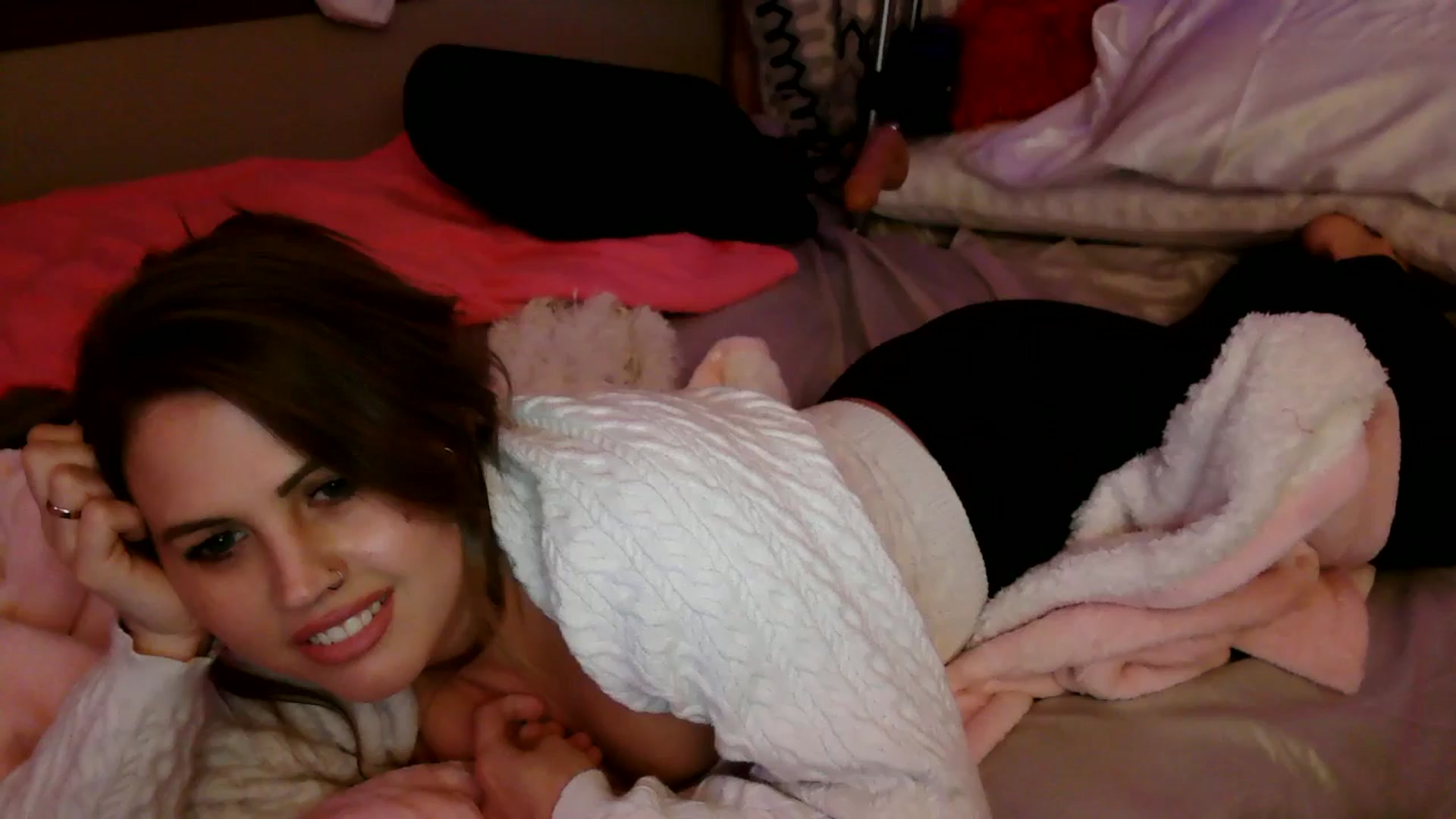 Gallery image thumbnail from WhisperGirl21's myfreecams stream on, 02/13/2025, 04:05 image 8 of 20