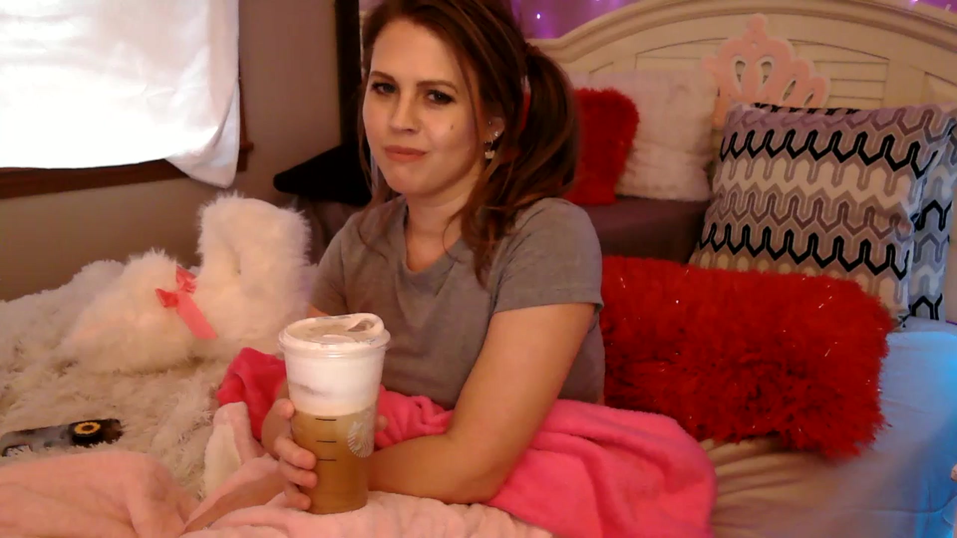 Gallery image thumbnail from WhisperGirl21's myfreecams stream on, 02/19/2025, 21:58 image 3 of 20
