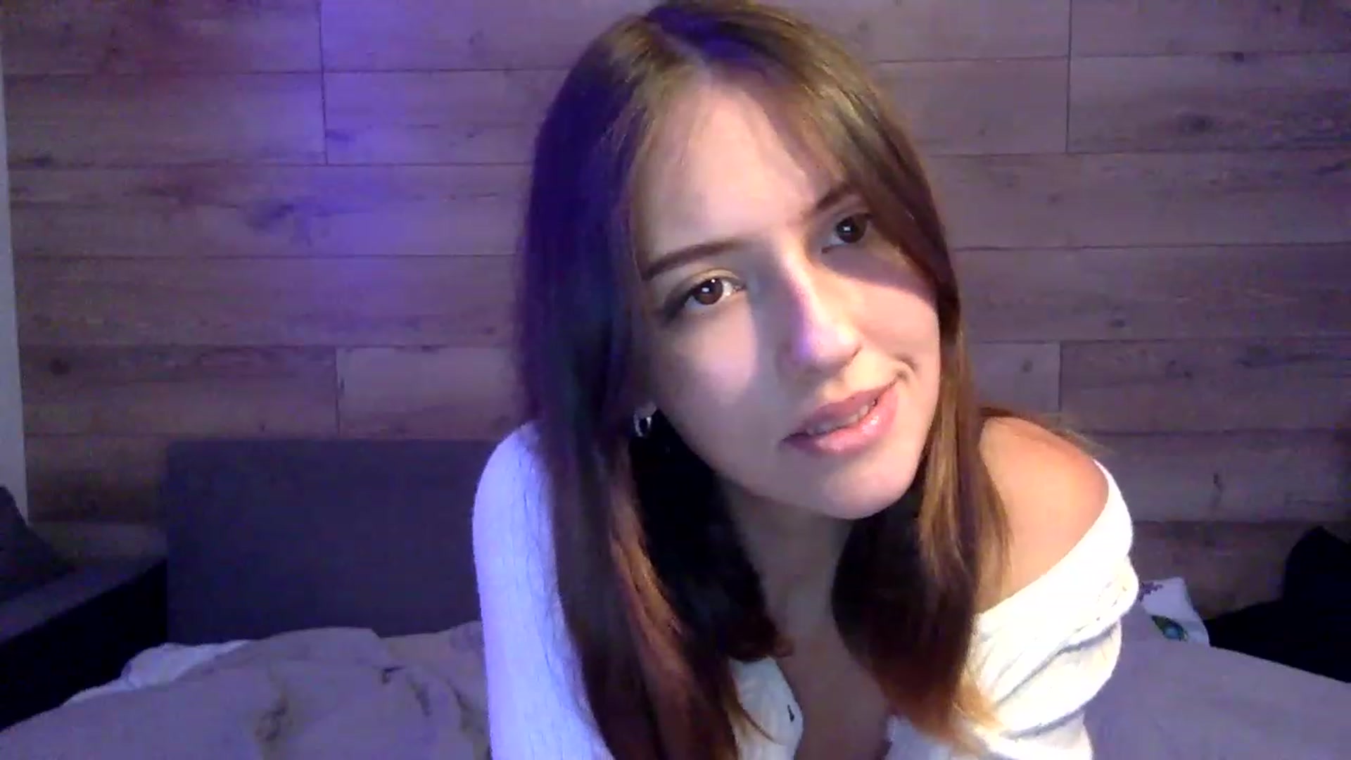 Gallery image thumbnail from WhiteMilka's myfreecams stream on, 07/02/2023, 23:50 image 16 of 20