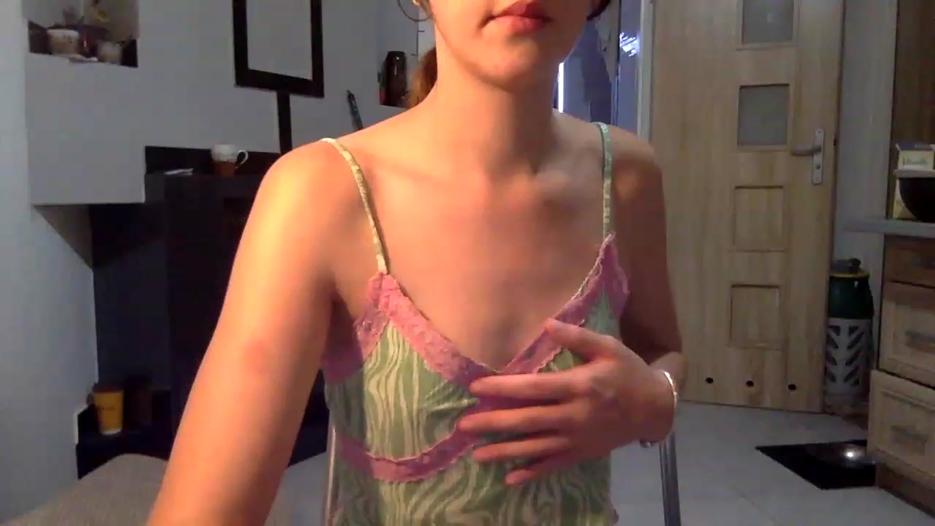 Gallery image thumbnail from WhiteMilka's myfreecams stream on, 07/10/2023, 24:41 image 16 of 20