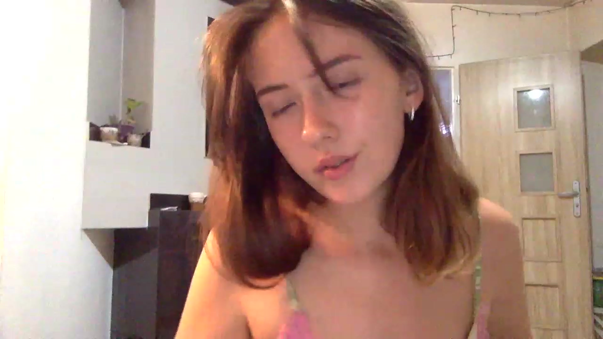 Gallery image thumbnail from WhiteMilka's myfreecams stream on, 07/10/2023, 24:41 image 3 of 20