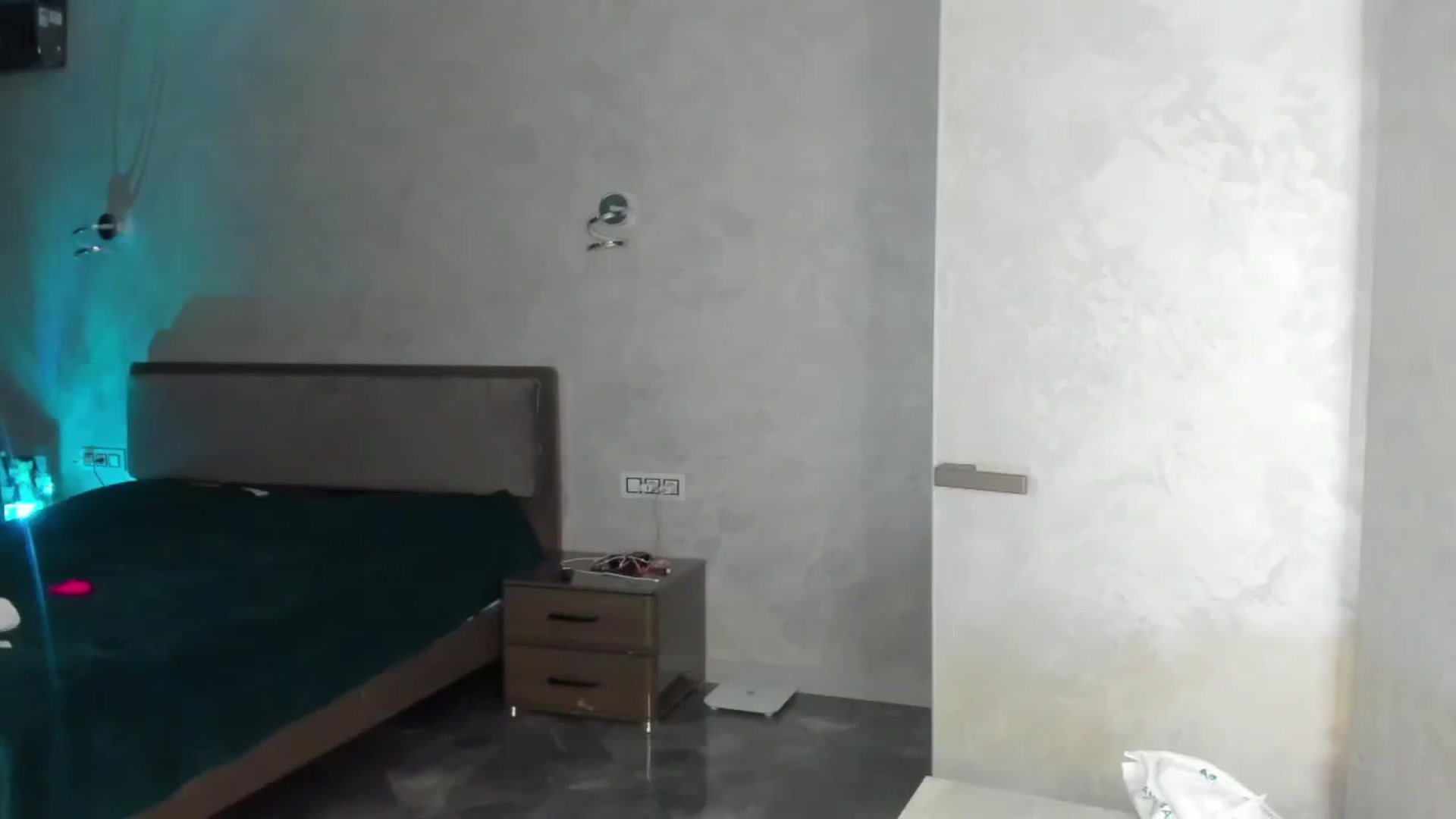 Gallery image thumbnail from WhiteMoonK's myfreecams stream on, 01/18/2025, 19:29 image 20 of 20