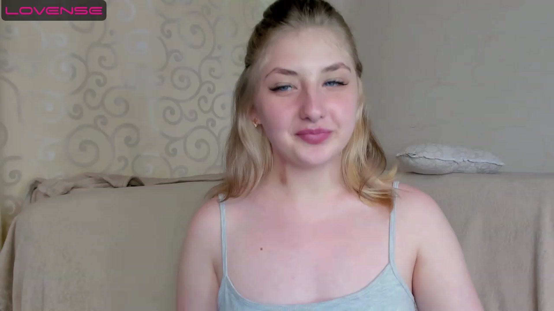 Gallery image thumbnail from WhitePerl's myfreecams stream on, 05/21/2023, 09:02 image 18 of 20
