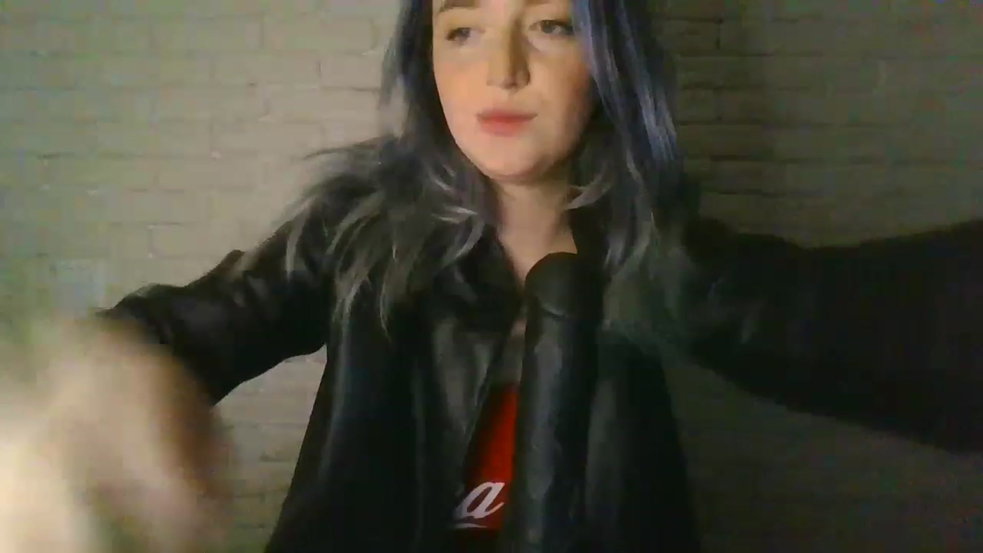 Gallery image thumbnail from WhiteRabbbitt's myfreecams stream on, 11/25/2022, 21:40 image 6 of 20