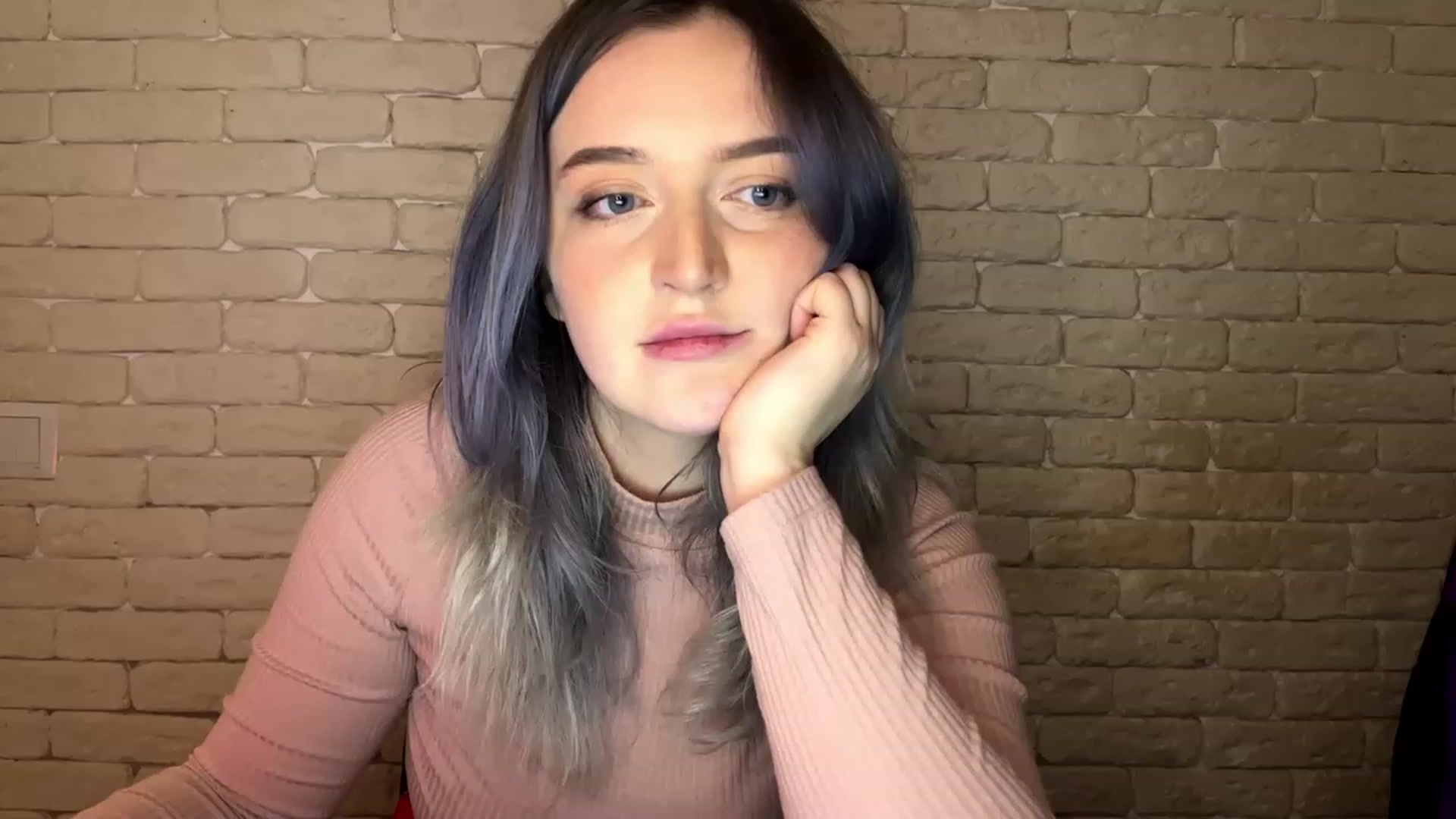 Gallery image thumbnail from WhiteRabbbitt's myfreecams stream on, 11/27/2022, 21:41 image 12 of 20