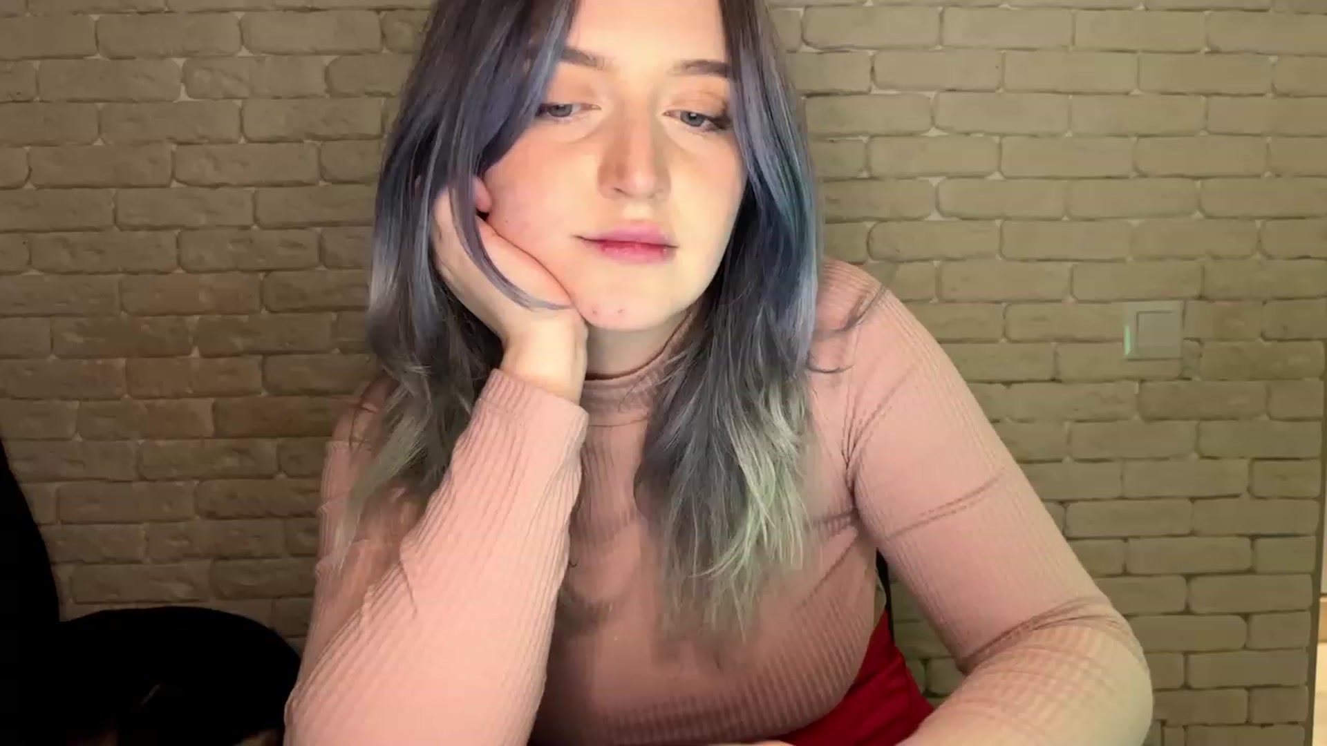 Gallery image thumbnail from WhiteRabbbitt's myfreecams stream on, 11/27/2022, 23:23 image 8 of 20