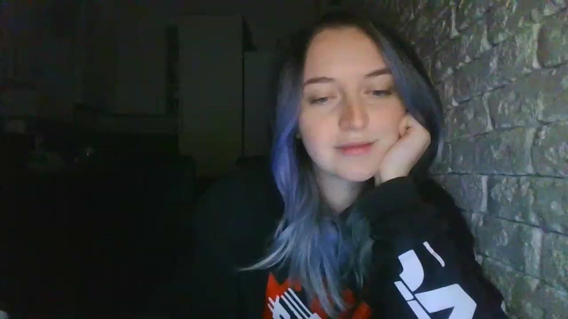 Gallery image thumbnail from WhiteRabbbitt's myfreecams stream on, 11/28/2022, 21:14 image 7 of 20