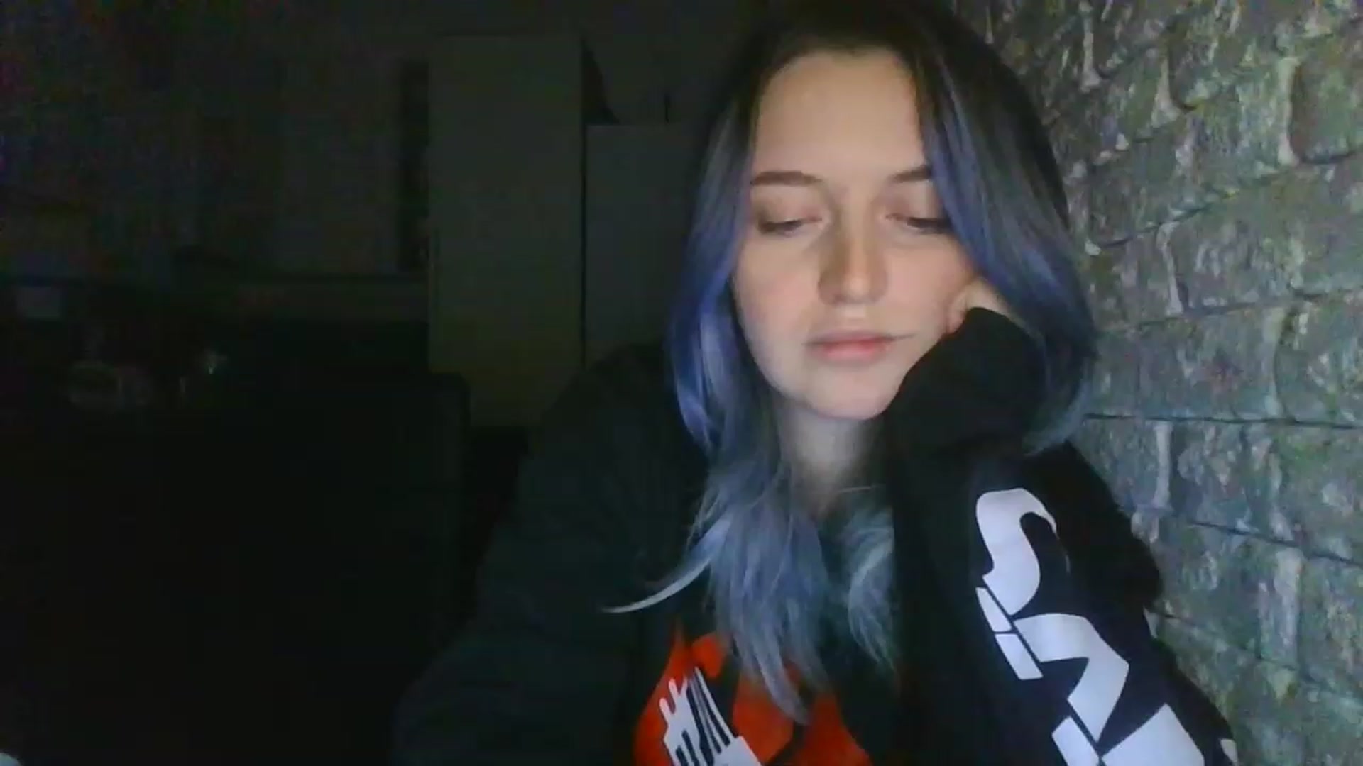 Gallery image thumbnail from WhiteRabbbitt's myfreecams stream on, 11/28/2022, 21:14 image 15 of 20