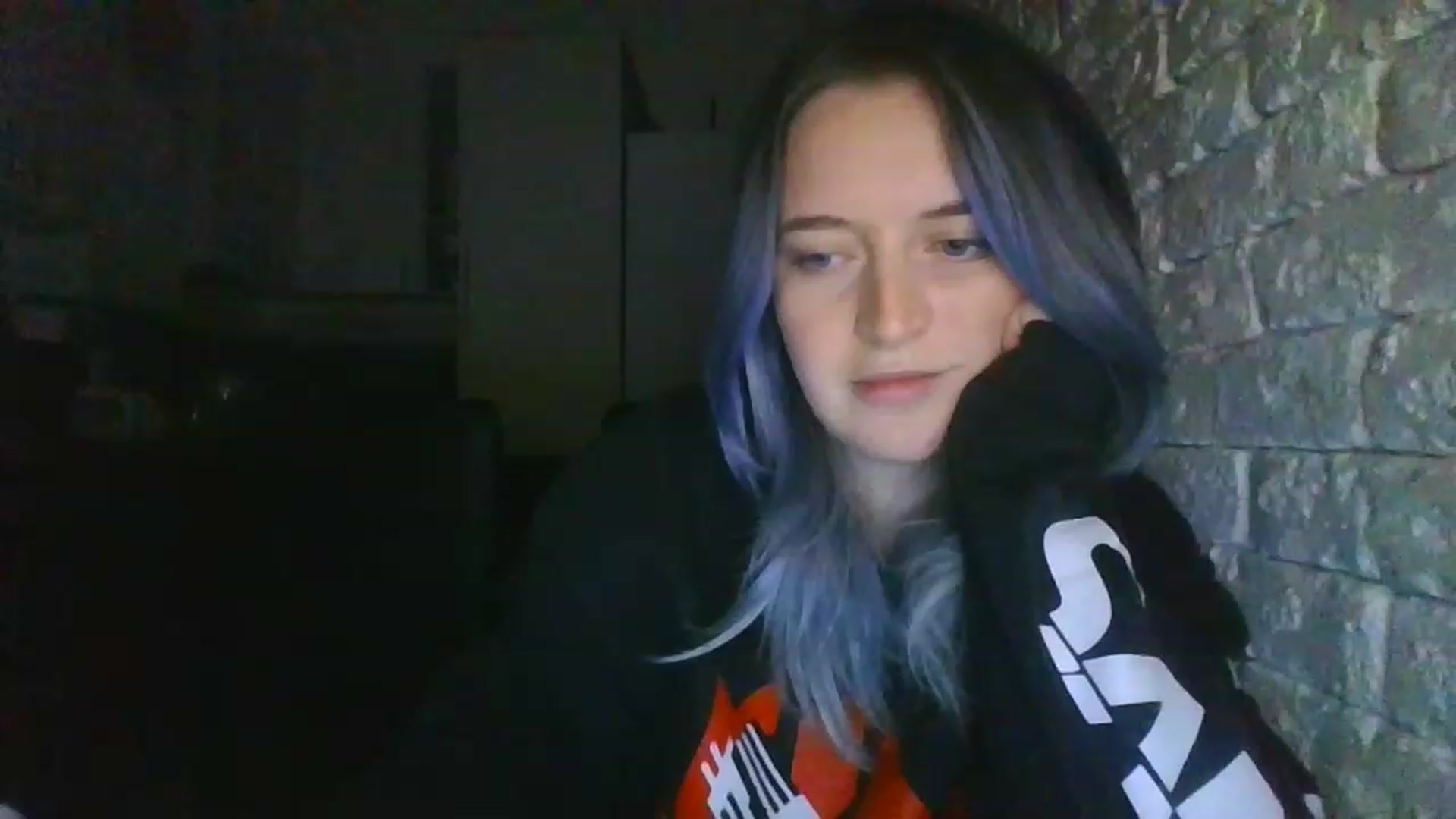 Gallery image thumbnail from WhiteRabbbitt's myfreecams stream on, 11/28/2022, 21:14 image 13 of 20