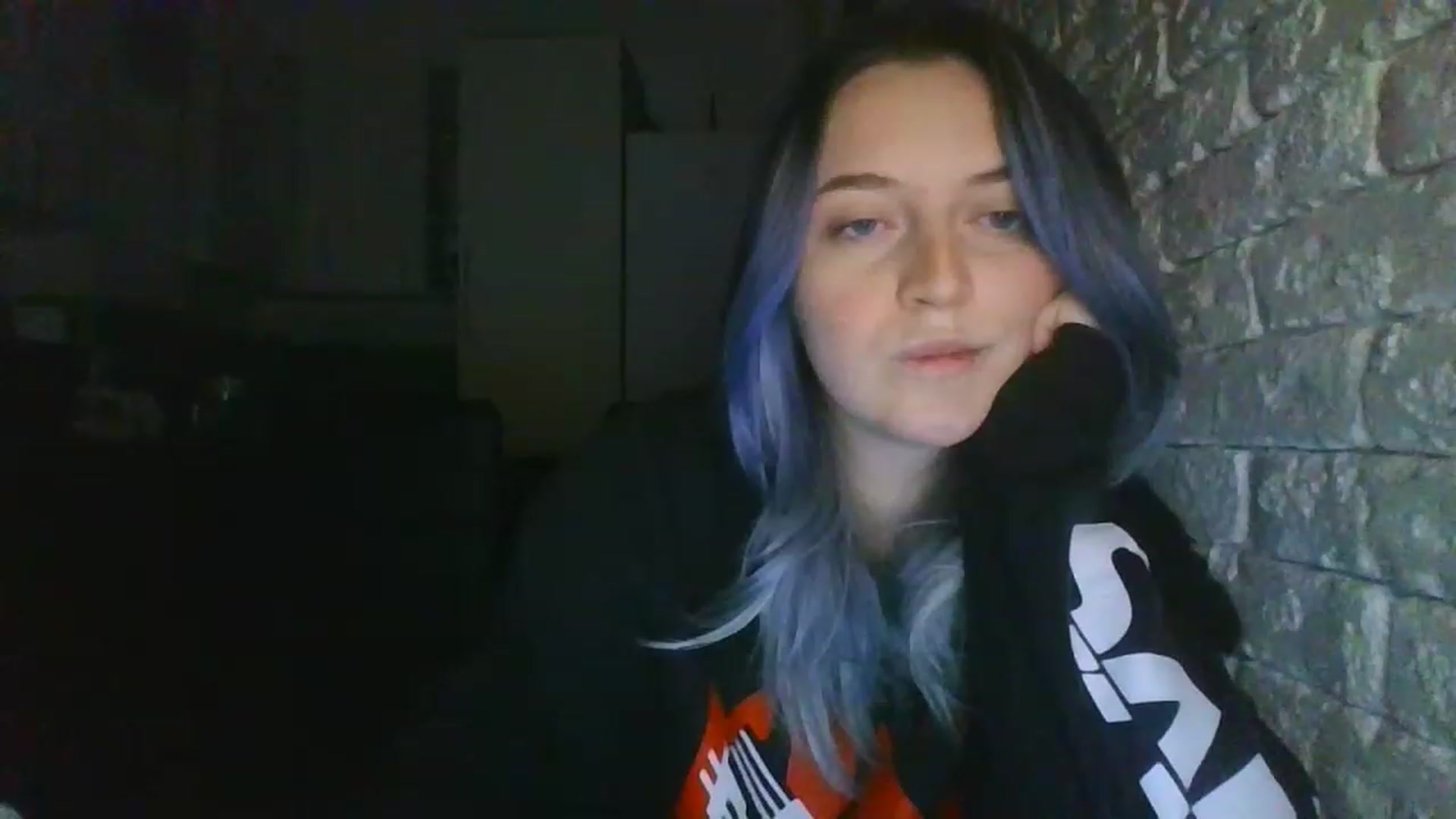 Gallery image thumbnail from WhiteRabbbitt's myfreecams stream on, 11/28/2022, 21:14 image 16 of 20