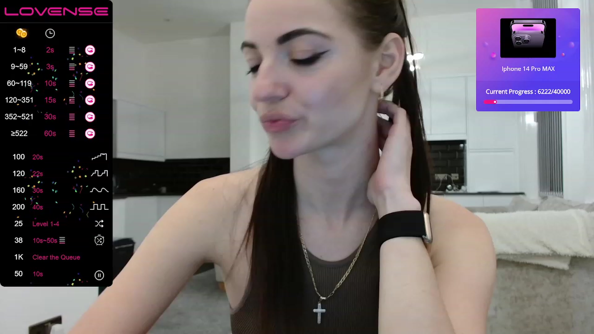 Gallery image thumbnail from White_Moon_X's myfreecams stream on, 03/19/2023, 20:25 image 10 of 20