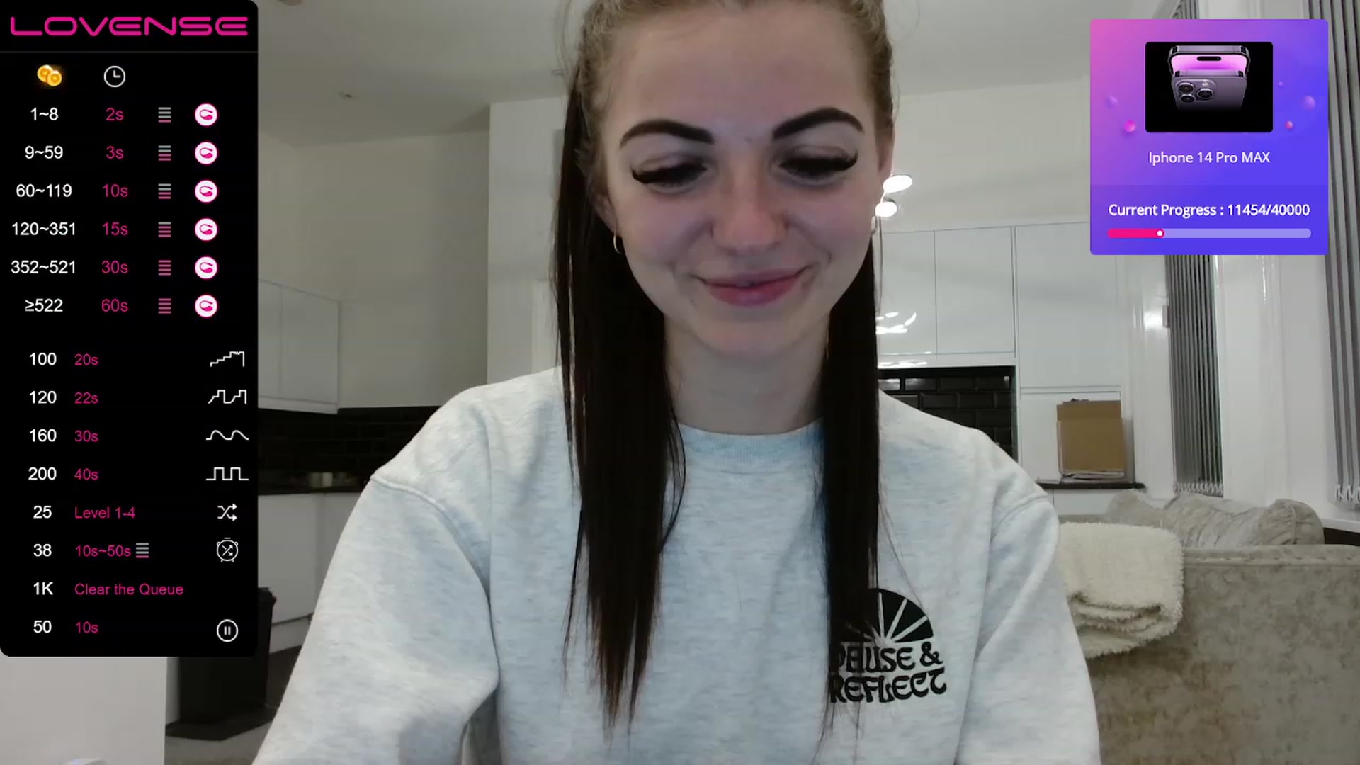 Gallery image thumbnail from White_Moon_X's myfreecams stream on, 04/07/2023, 20:47 image 10 of 20