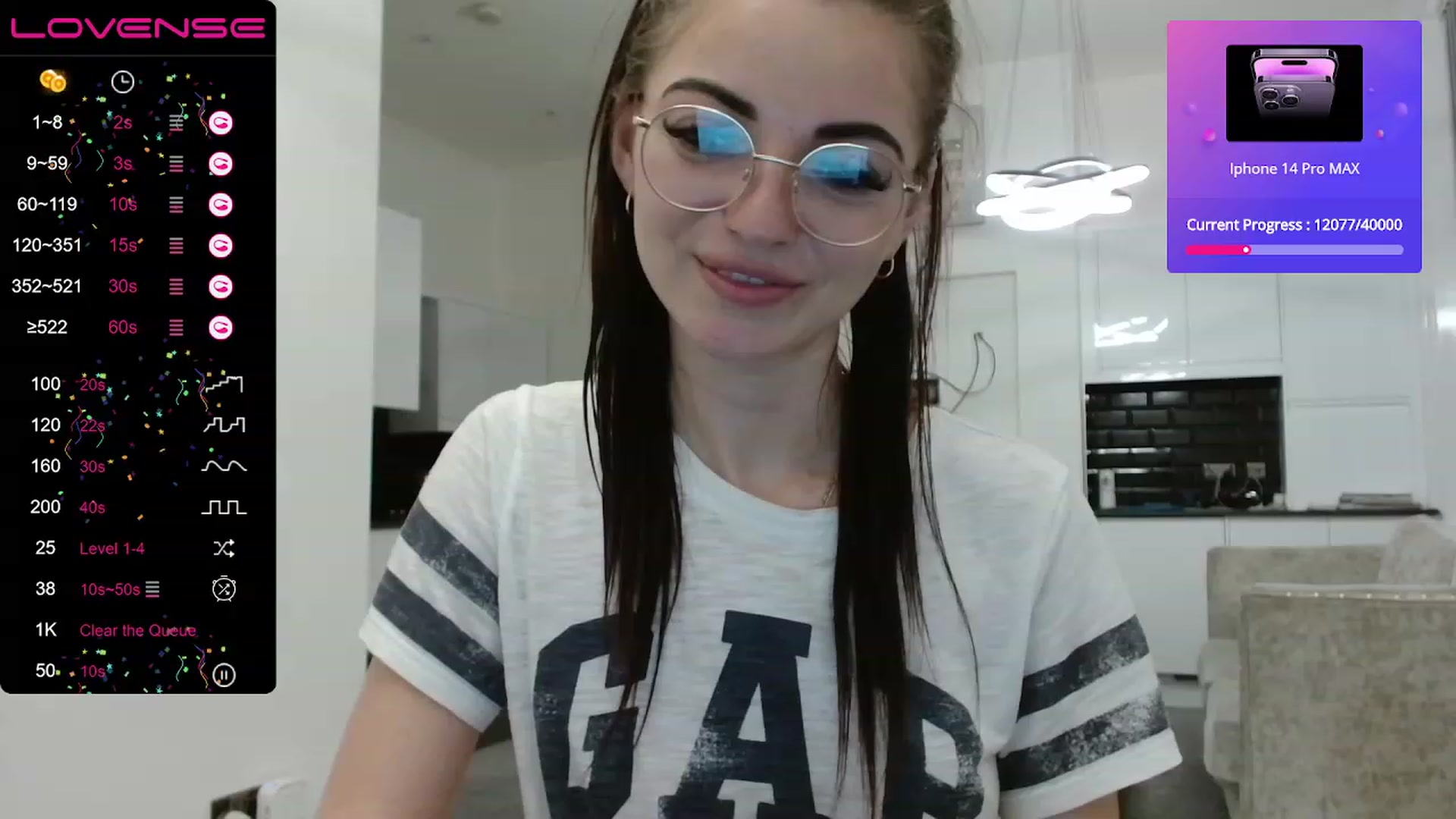 Gallery image thumbnail from White_Moon_X's myfreecams stream on, 04/08/2023, 20:26 image 13 of 20