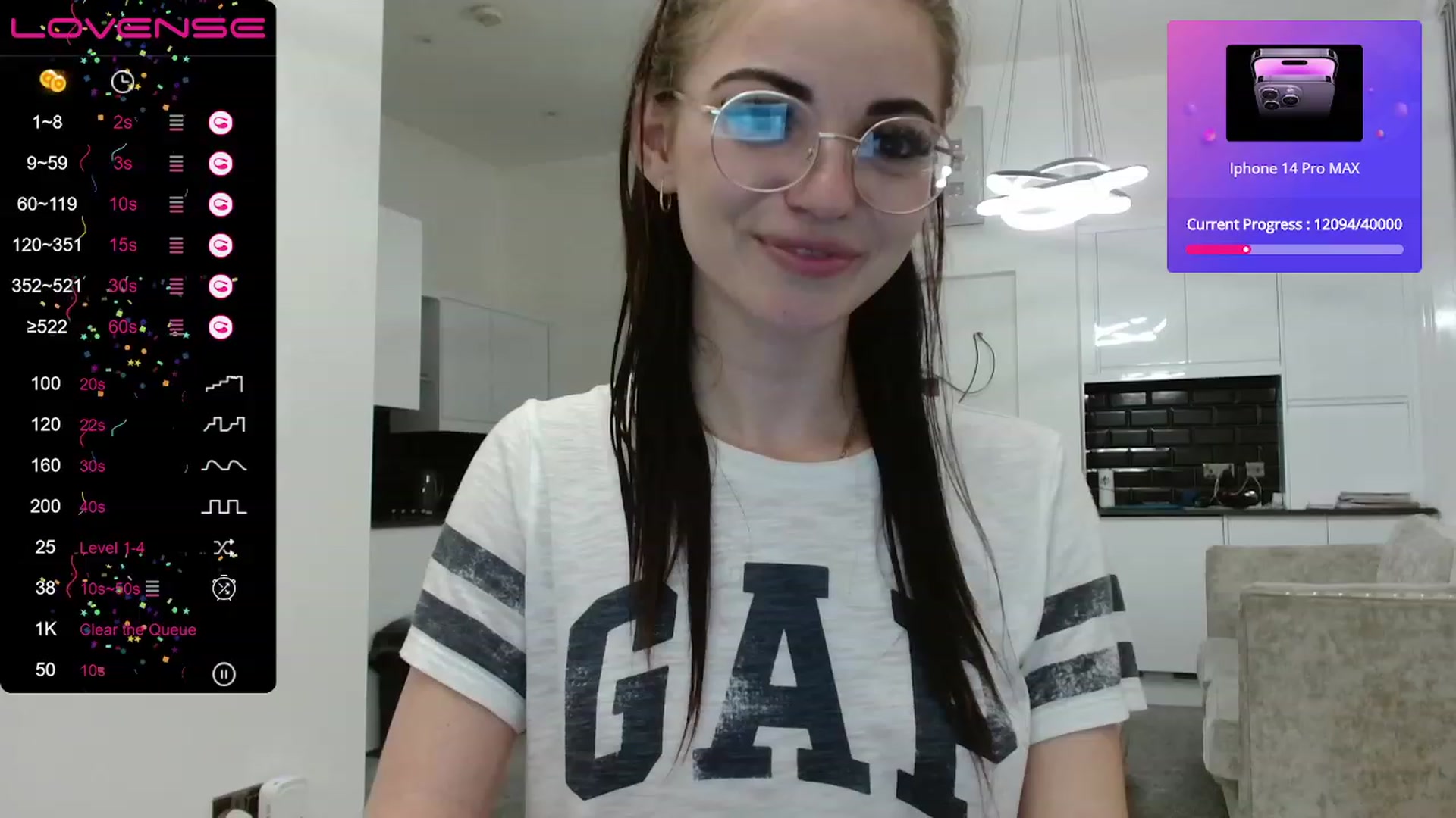Gallery image thumbnail from White_Moon_X's myfreecams stream on, 04/08/2023, 20:26 image 16 of 20