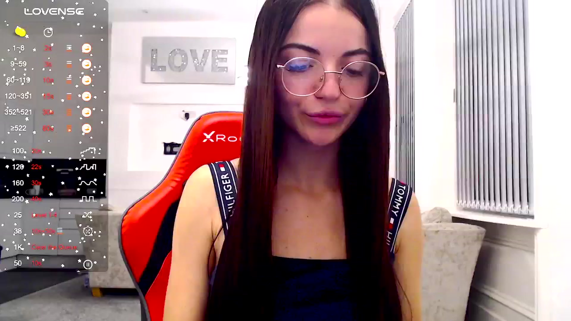 Gallery image thumbnail from White_Moon_X's myfreecams stream on, 11/16/2024, 20:57 image 12 of 20