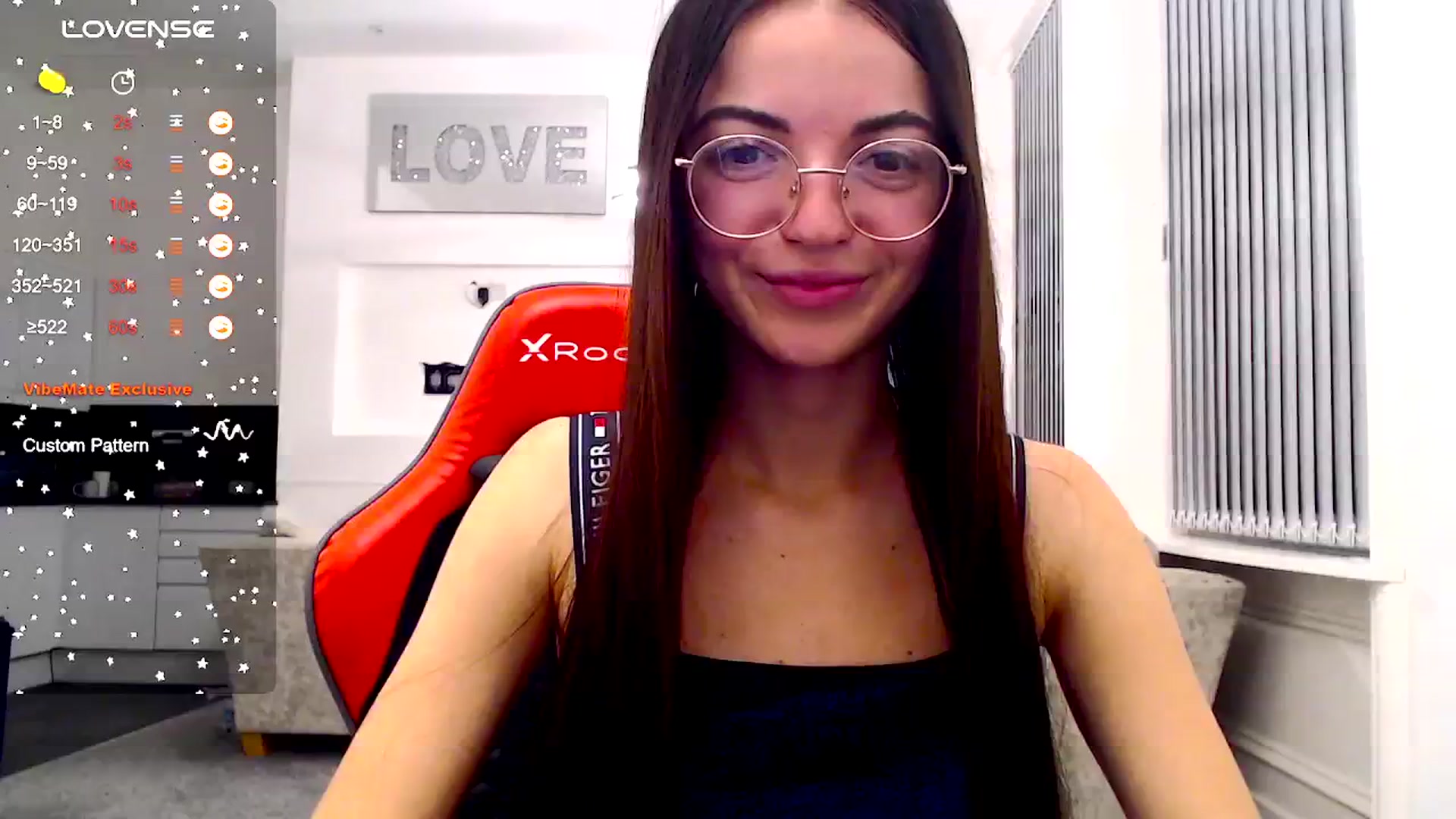 Gallery image thumbnail from White_Moon_X's myfreecams stream on, 11/16/2024, 22:43 image 5 of 20