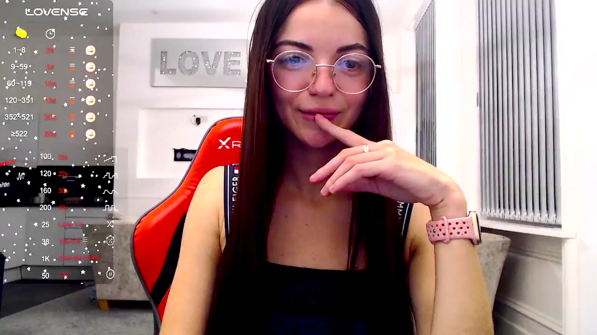 Gallery image thumbnail from White_Moon_X's myfreecams stream on, 11/16/2024, 22:43 image 3 of 20
