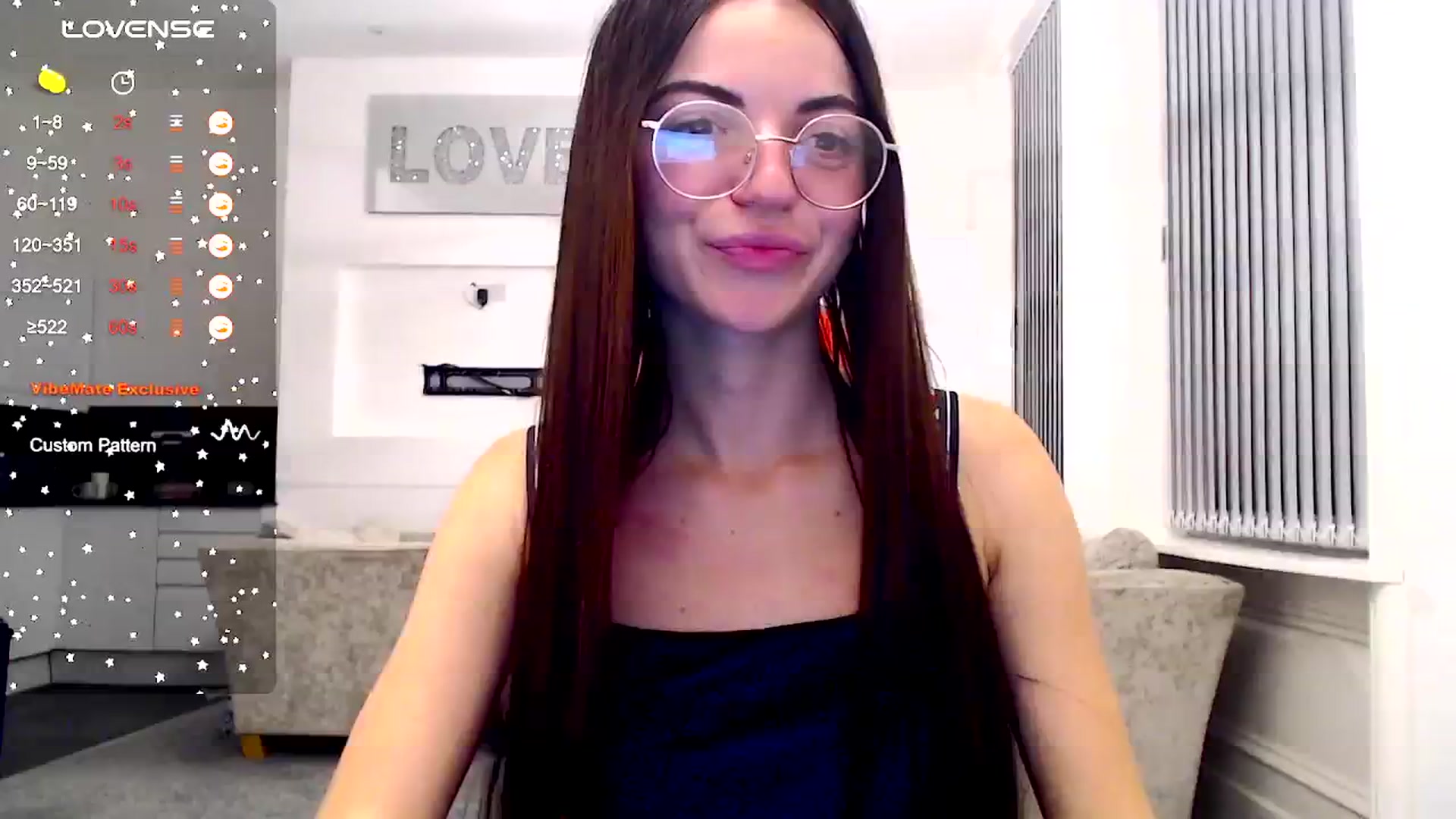 Gallery image thumbnail from White_Moon_X's myfreecams stream on, 11/16/2024, 22:43 image 15 of 20