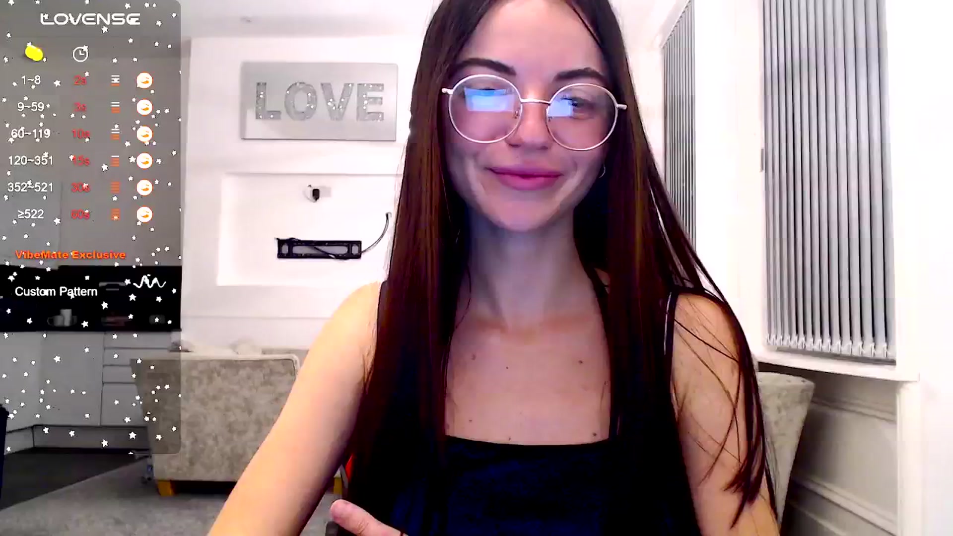 Gallery image thumbnail from White_Moon_X's myfreecams stream on, 11/16/2024, 23:30 image 20 of 20