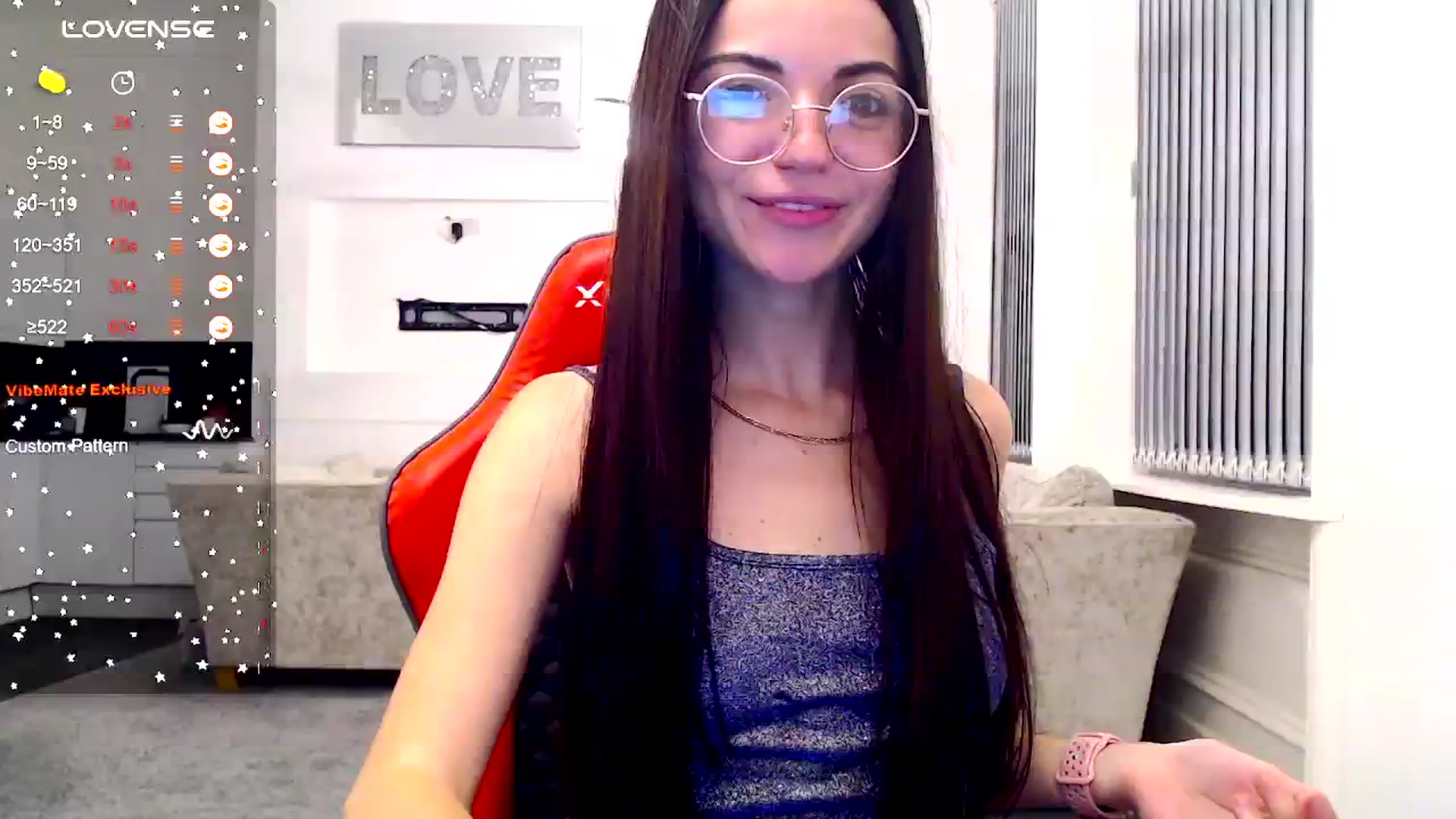 Gallery image thumbnail from White_Moon_X's myfreecams stream on, 11/17/2024, 19:59 image 17 of 20