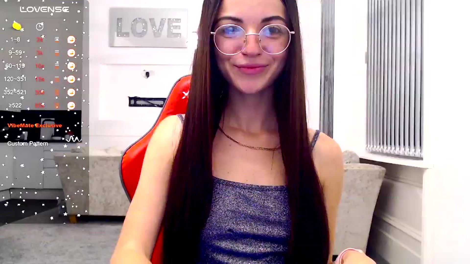 Gallery image thumbnail from White_Moon_X's myfreecams stream on, 11/17/2024, 19:59 image 6 of 20