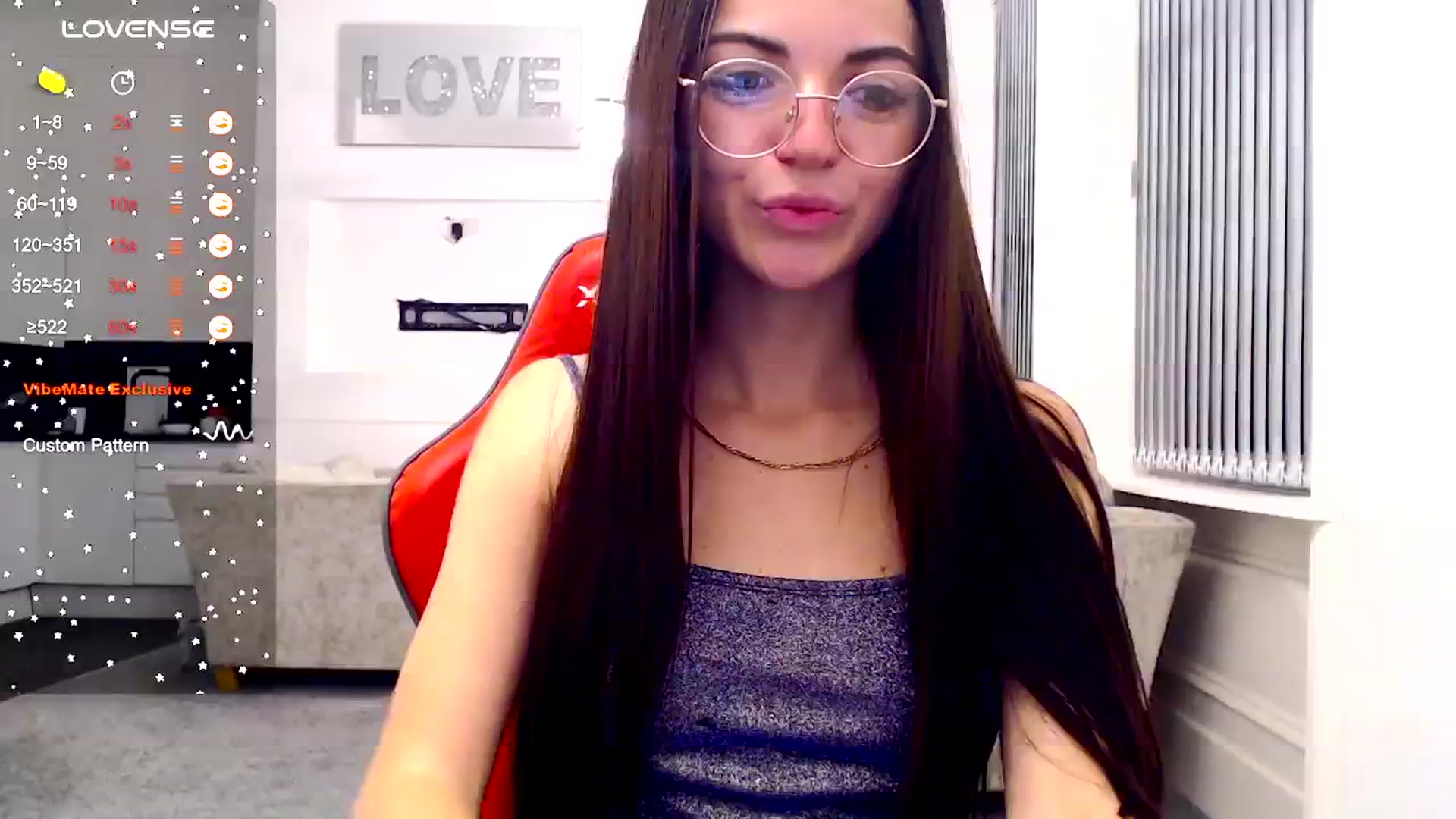 Gallery image thumbnail from White_Moon_X's myfreecams stream on, 11/17/2024, 19:59 image 8 of 20