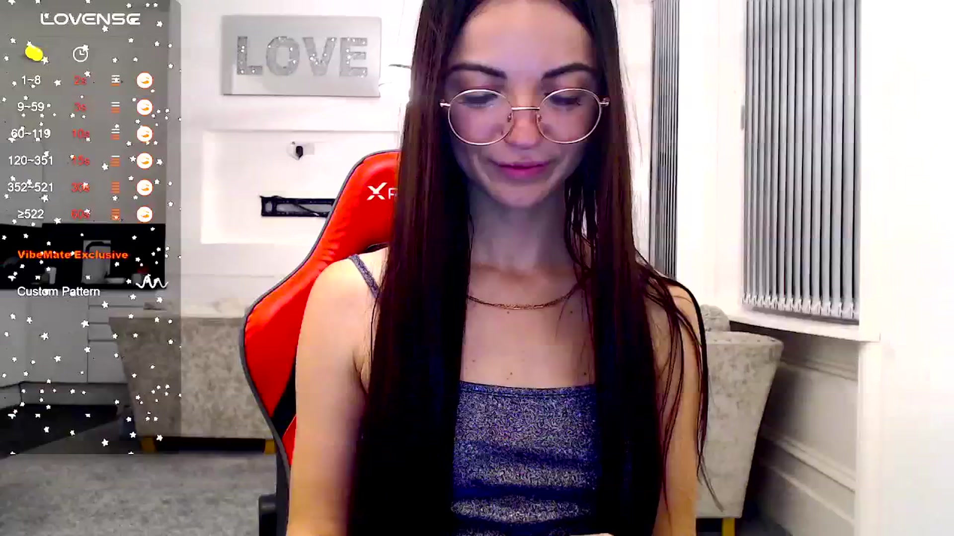 Gallery image thumbnail from White_Moon_X's myfreecams stream on, 11/17/2024, 19:59 image 14 of 20