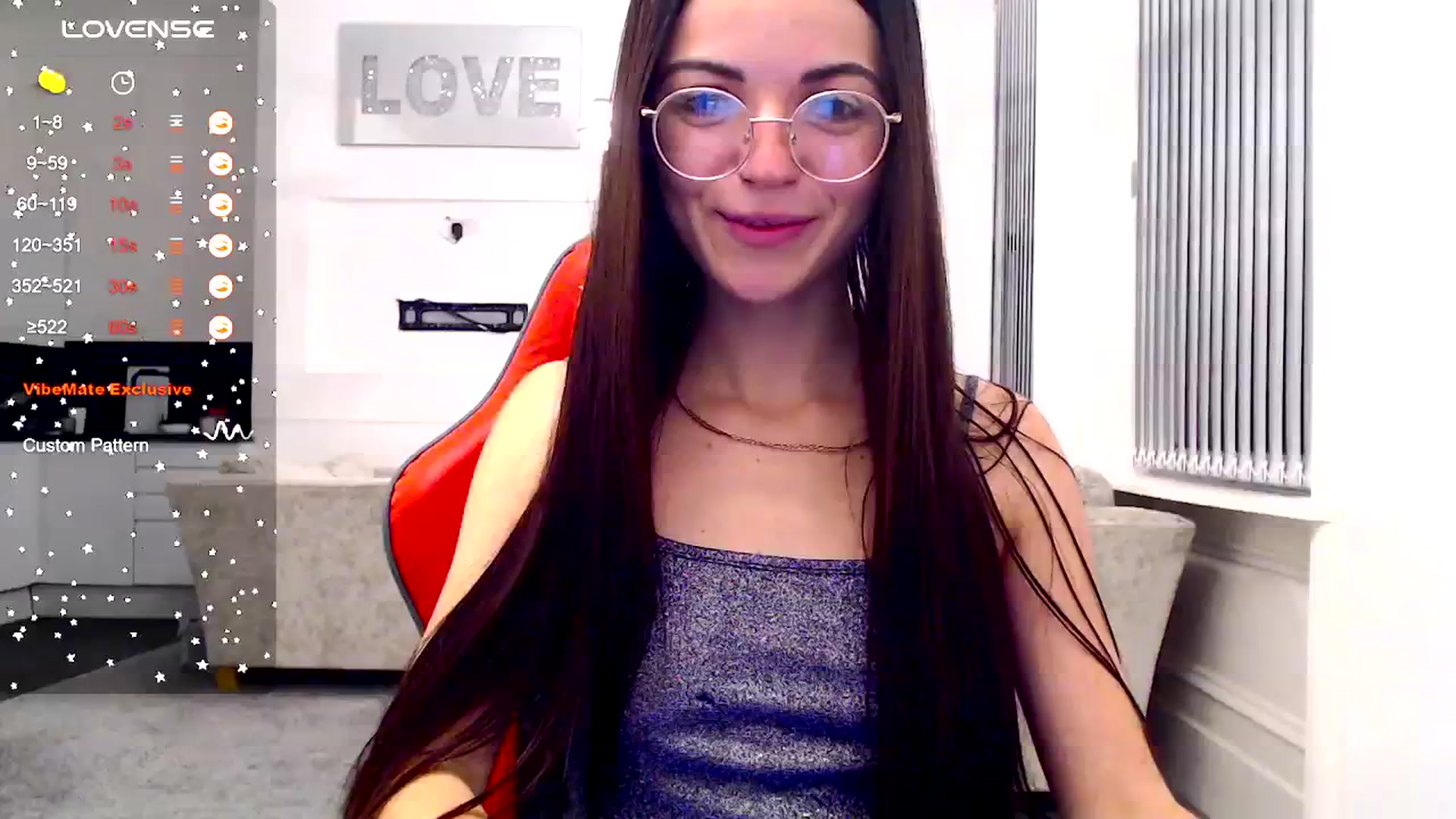 Gallery image thumbnail from White_Moon_X's myfreecams stream on, 11/17/2024, 19:59 image 4 of 20