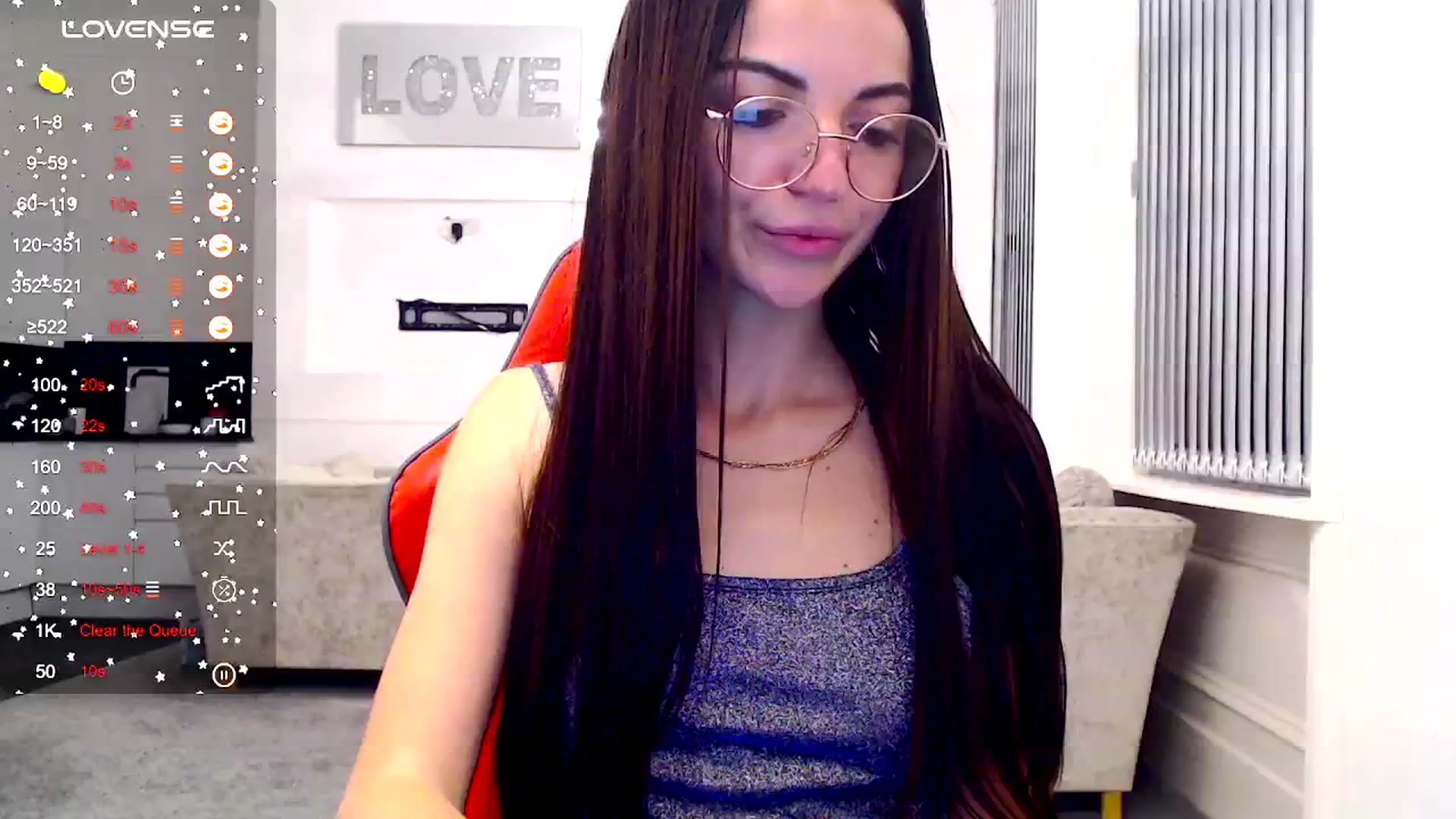 Gallery image thumbnail from White_Moon_X's myfreecams stream on, 11/17/2024, 19:59 image 7 of 20