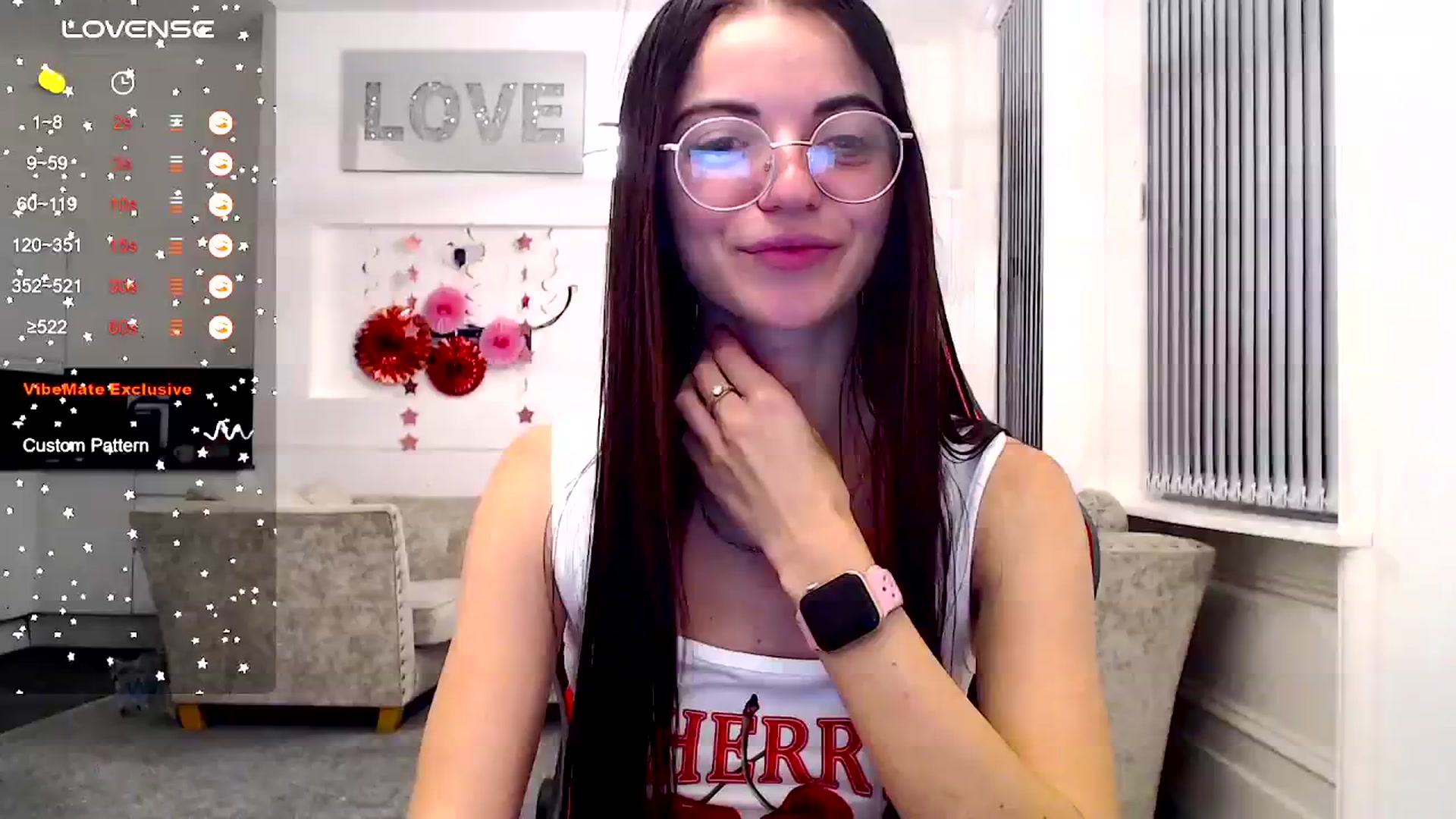 Gallery image thumbnail from White_Moon_X's myfreecams stream on, 11/19/2024, 22:03 image 15 of 20