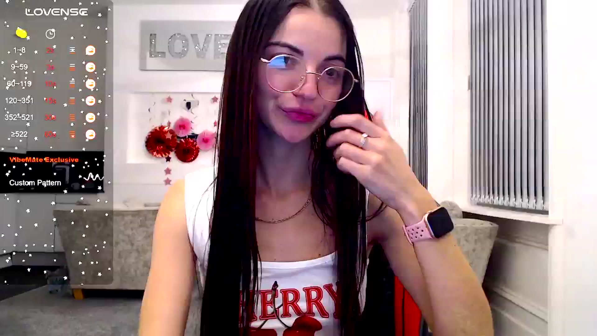 Gallery image thumbnail from White_Moon_X's myfreecams stream on, 11/19/2024, 22:03 image 17 of 20