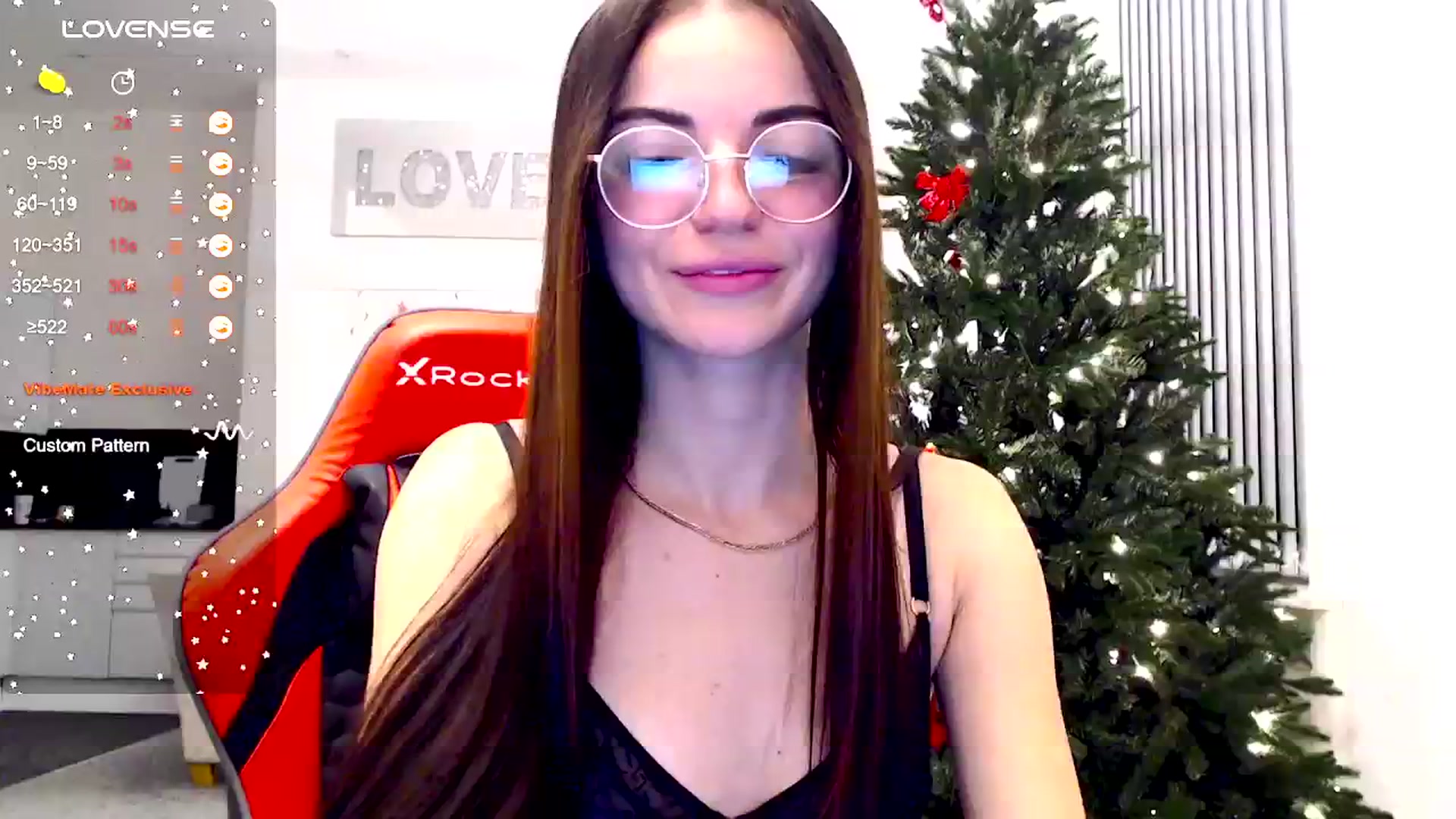 Gallery image thumbnail from White_Moon_X's myfreecams stream on, 12/15/2024, 21:02 image 12 of 20