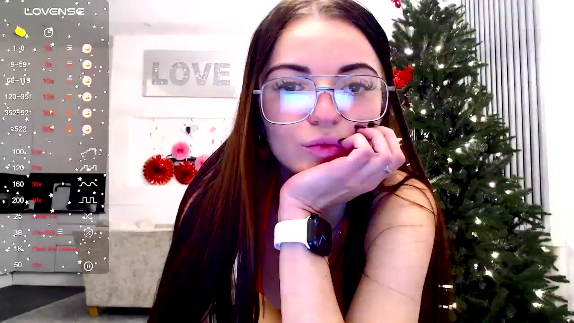 Gallery image thumbnail from White_Moon_X's myfreecams stream on, 12/19/2024, 19:16 image 9 of 20