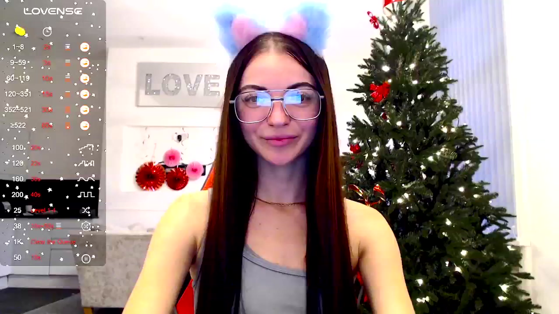 Gallery image thumbnail from White_Moon_X's myfreecams stream on, 12/24/2024, 16:03 image 14 of 20