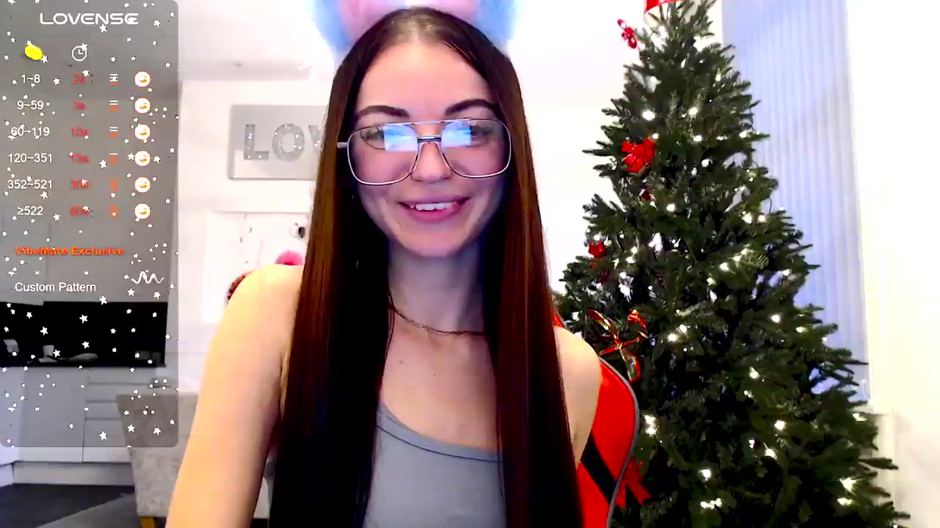 Gallery image thumbnail from White_Moon_X's myfreecams stream on, 12/24/2024, 16:03 image 12 of 20
