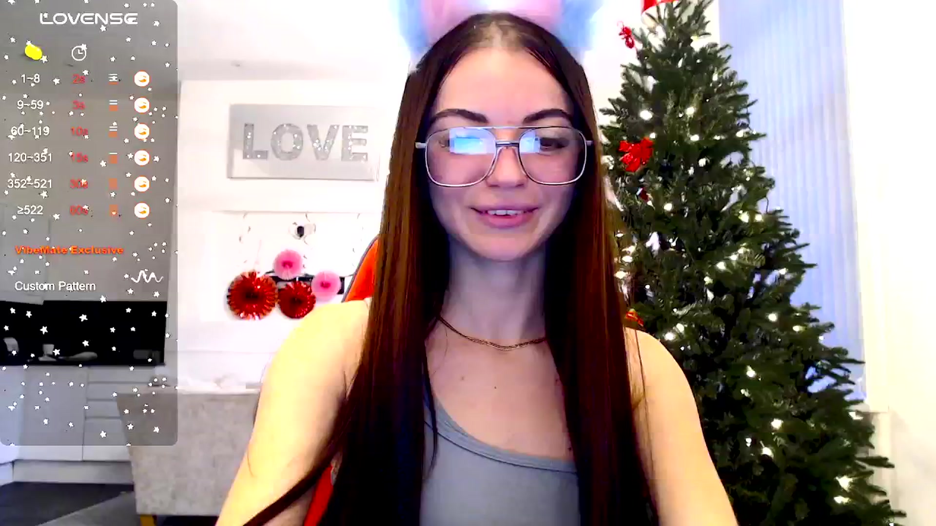Gallery image thumbnail from White_Moon_X's myfreecams stream on, 12/24/2024, 16:03 image 9 of 20