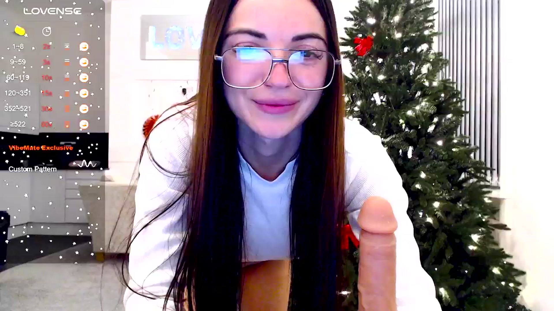 Gallery image thumbnail from White_Moon_X's myfreecams stream on, 12/28/2024, 20:02 image 8 of 20