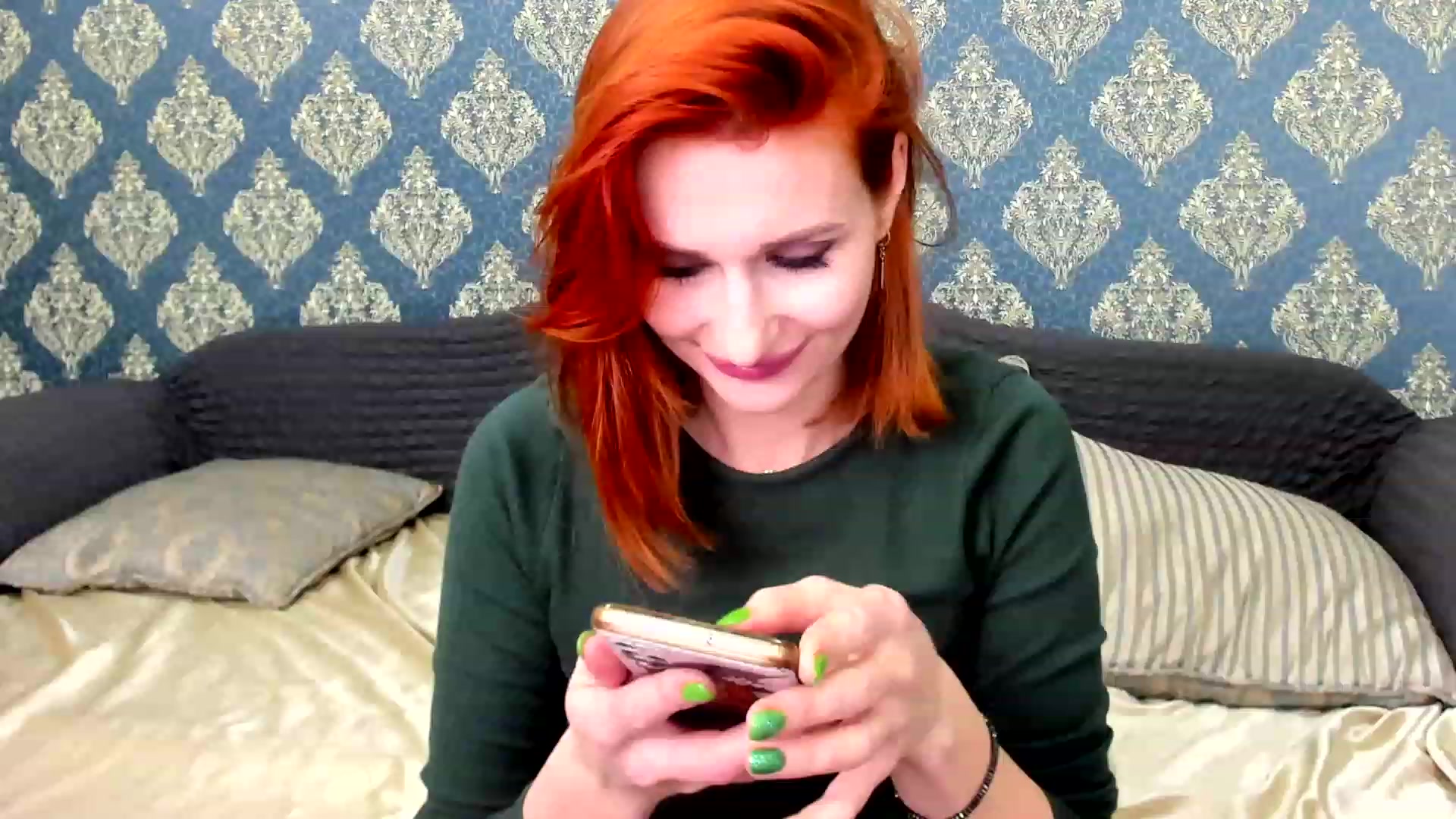 Gallery image thumbnail from White_Pie's myfreecams stream on, 11/21/2022, 16:31 image 15 of 20